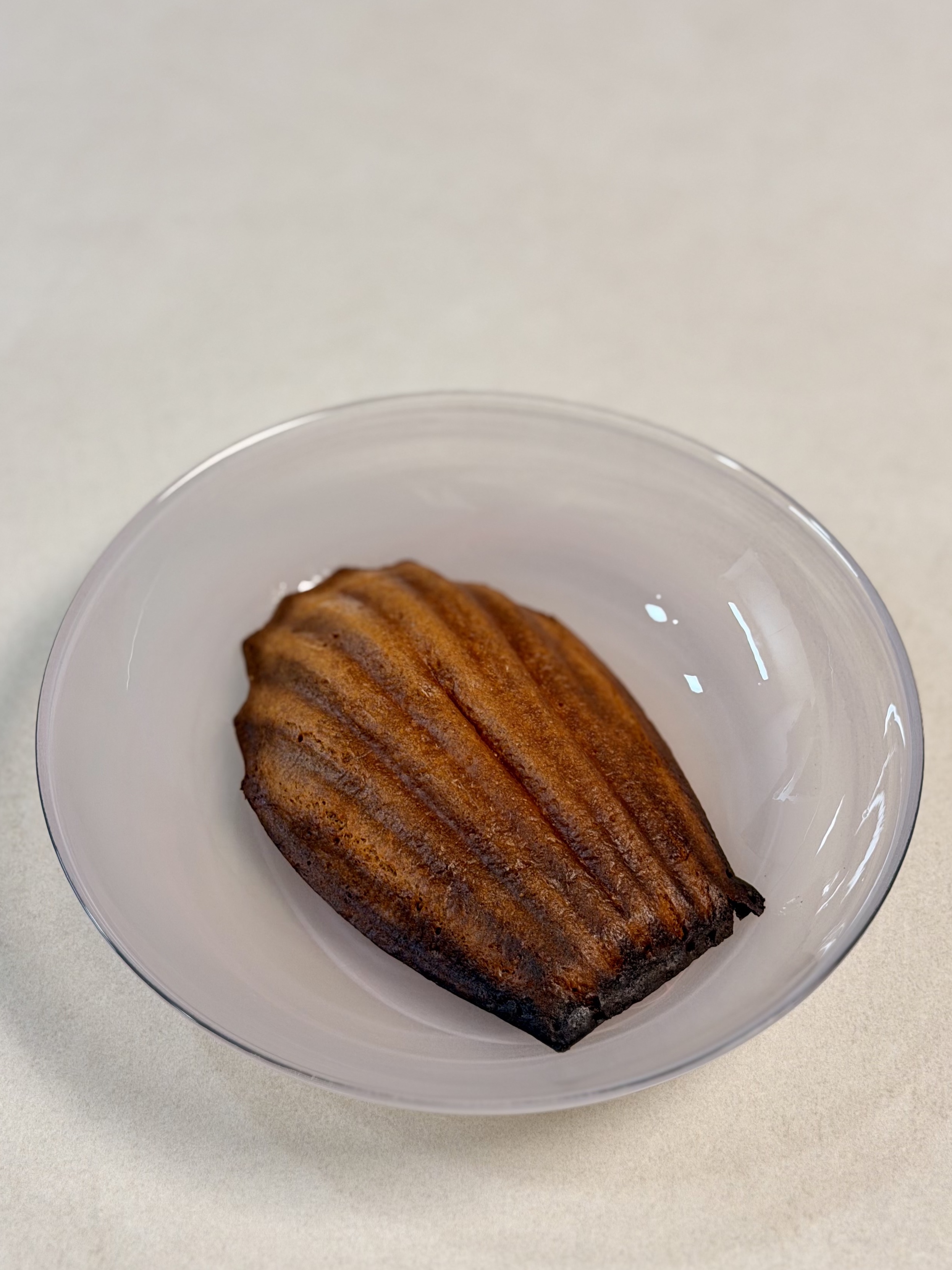 [KREAM 단독] Dopamin Dessert Gluten-free King-size Butter Rice Cake & Dubai Butter Rice Cake 착용 스타일 - 1