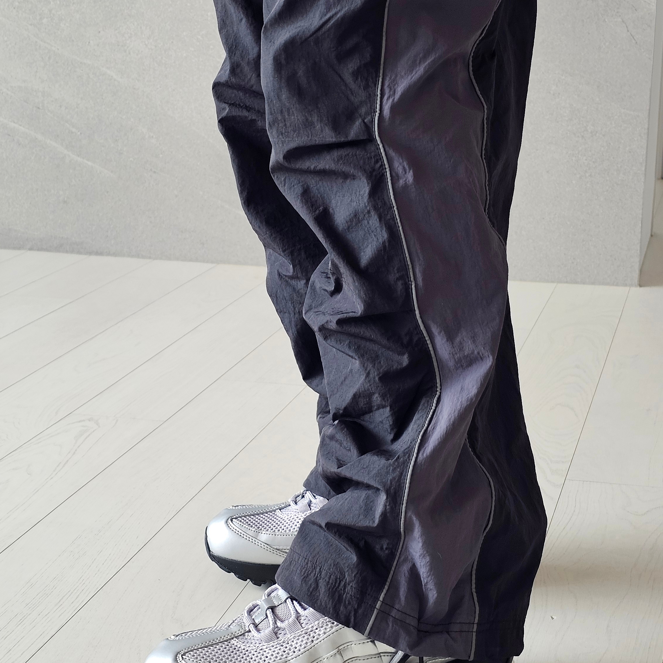 Nike Air Max 95 Big Bubble Total 90 Metallic Silver Black 착용 스타일 - 2