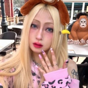 KREAM 프로필 이미지
