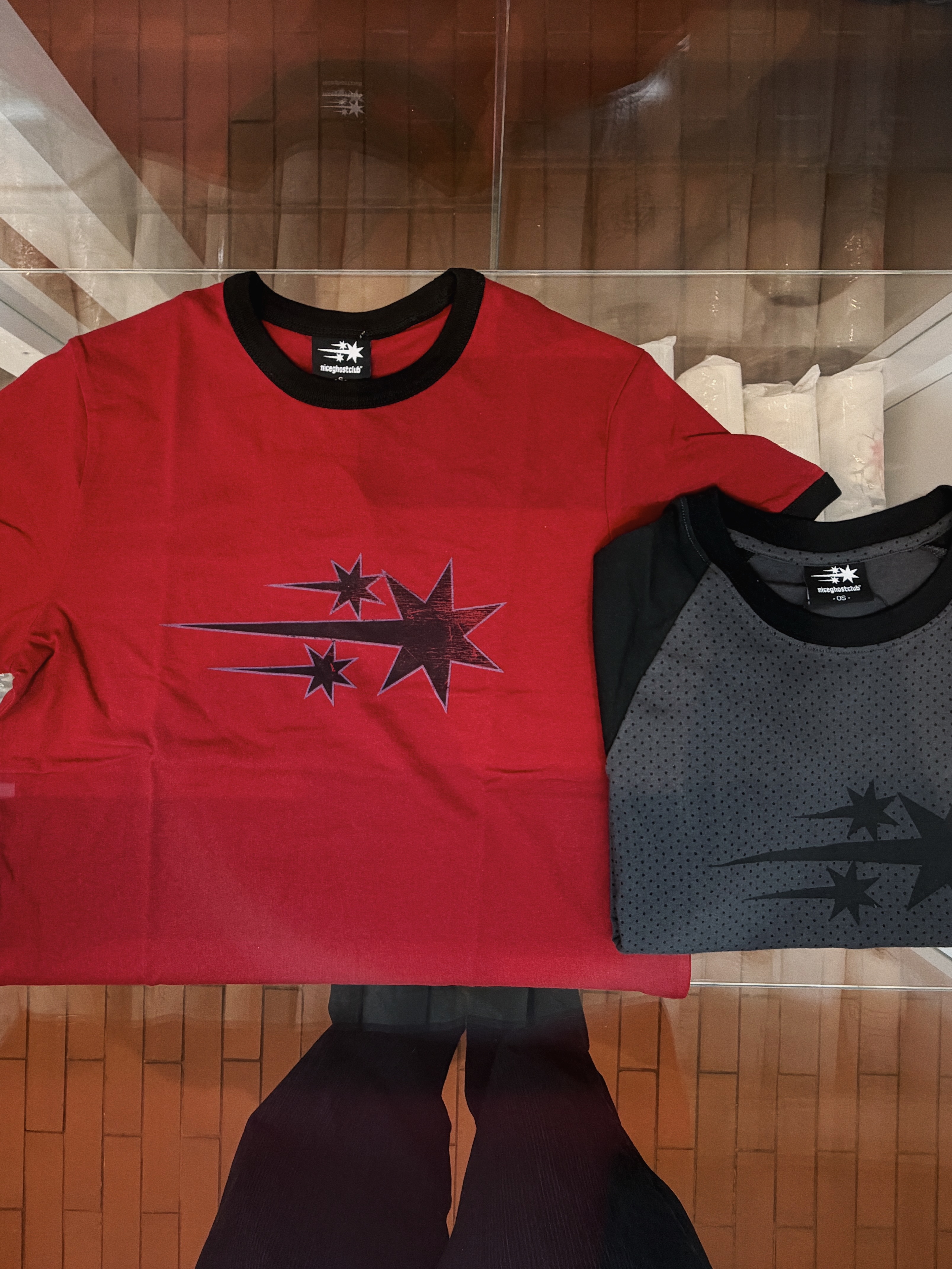 Casetify x Fragment x God Selection XXX iPhone OG Logo Magsafe Impact Case Matte Black, STU Heather Round Neck Cardigan 착용 스타일 - 7