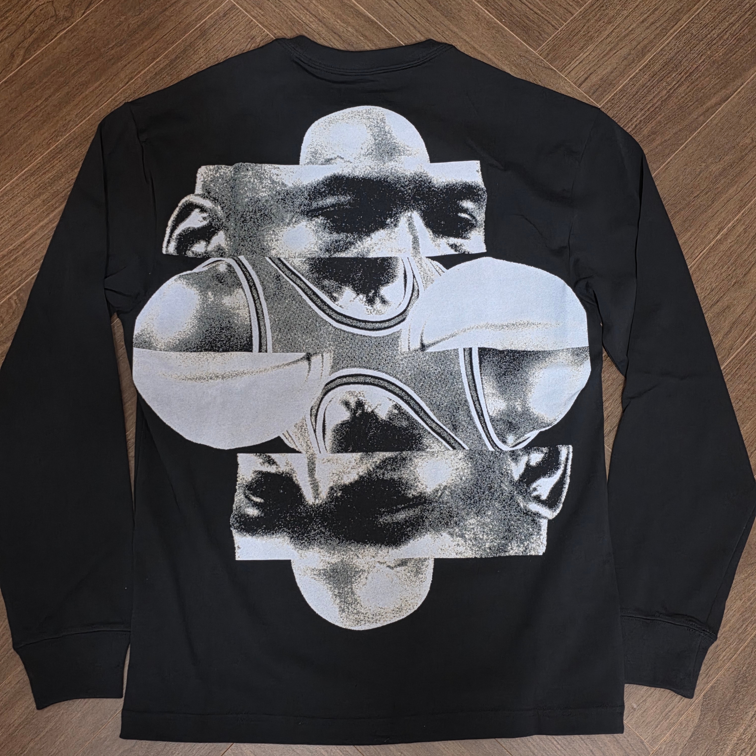 Jordan J Michael Long Sleeve T-Shirt Black Equator Blue (IM6724-010) 착용 스타일 - 2