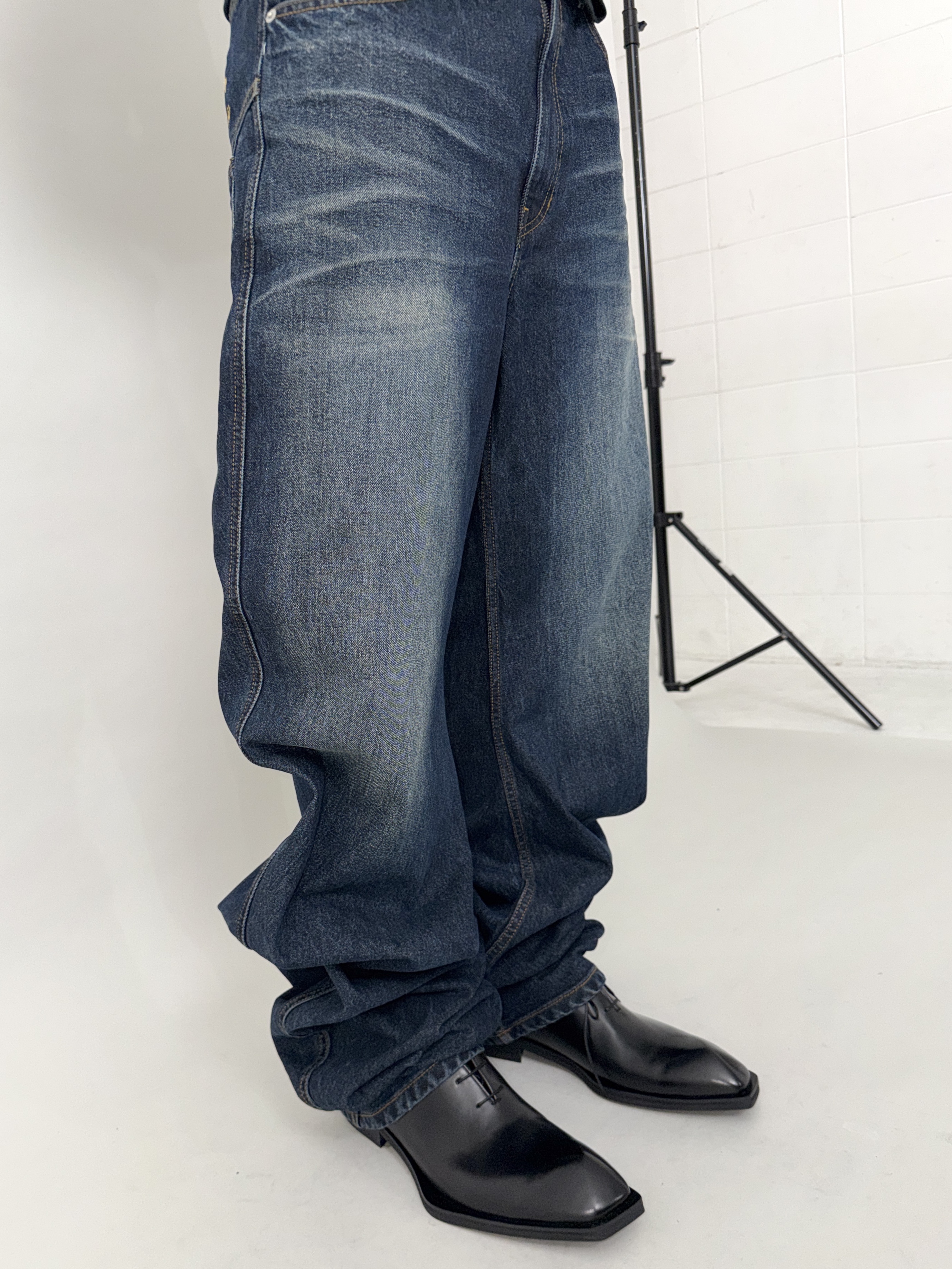 CSC Over Draped Denim Pants Mid Blue, CSC Futurist Jacket Double-Mesh 착용 스타일 - 6