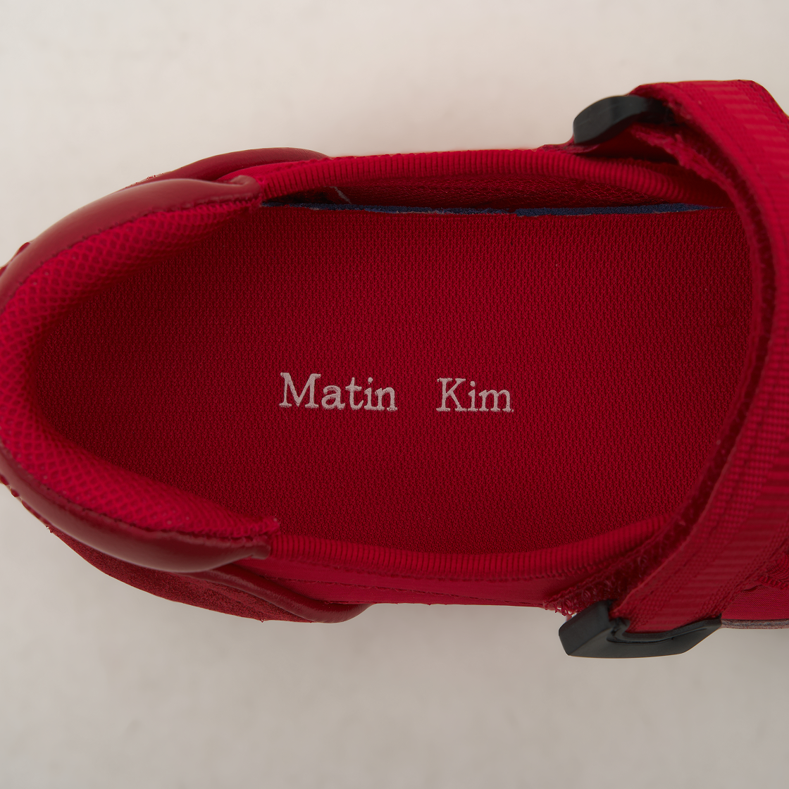 (W) 마뗑킴 스포티 메리제인 스니커즈 레드((W) Matin Kim Sporty Maryjane Sneakers In Red) - 8