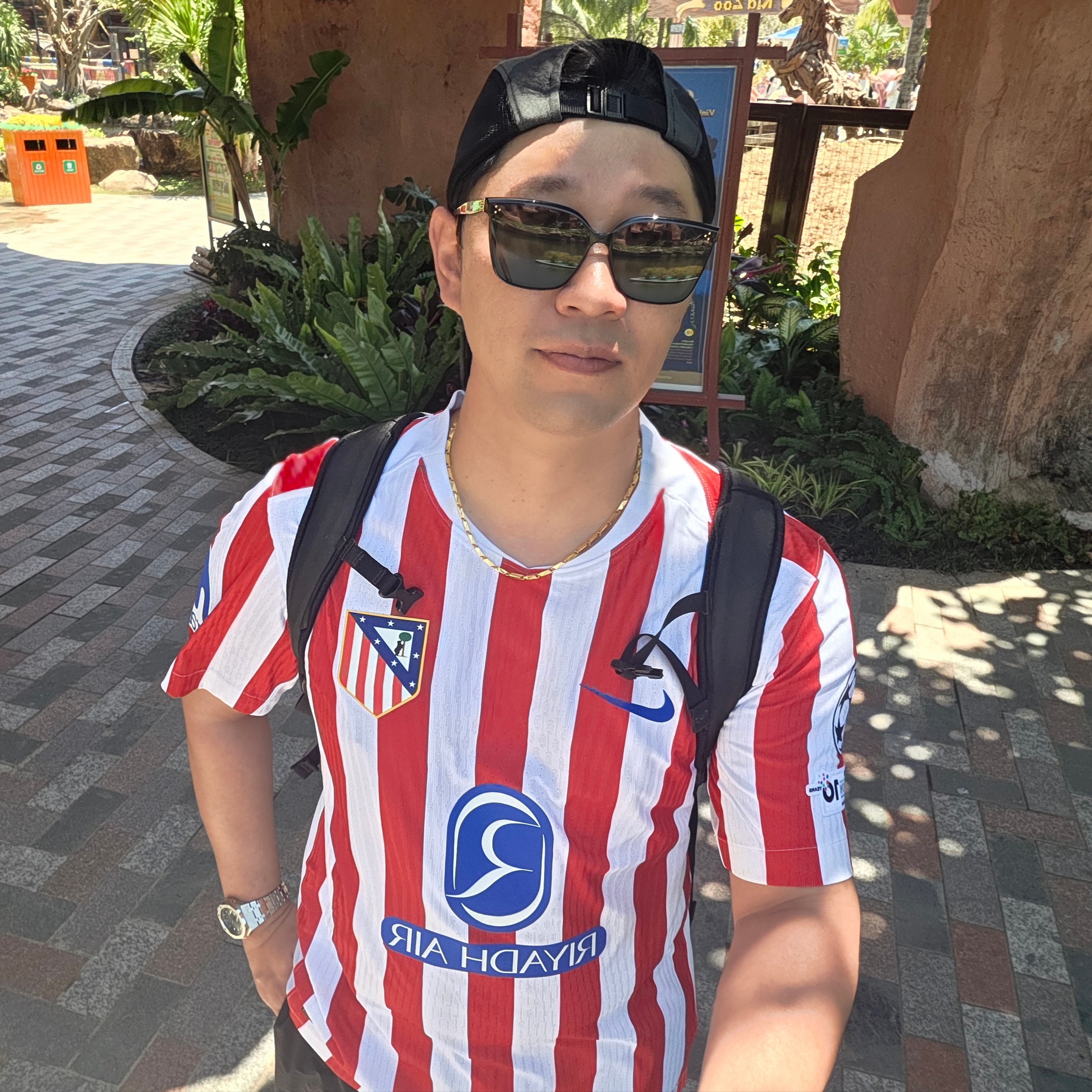 Nike Atletico Madrid 2025/26 Stadium Home Dri-Fit Soccer Replica Jersey Sport Red White (Non Marking Ver.) 착용 스타일