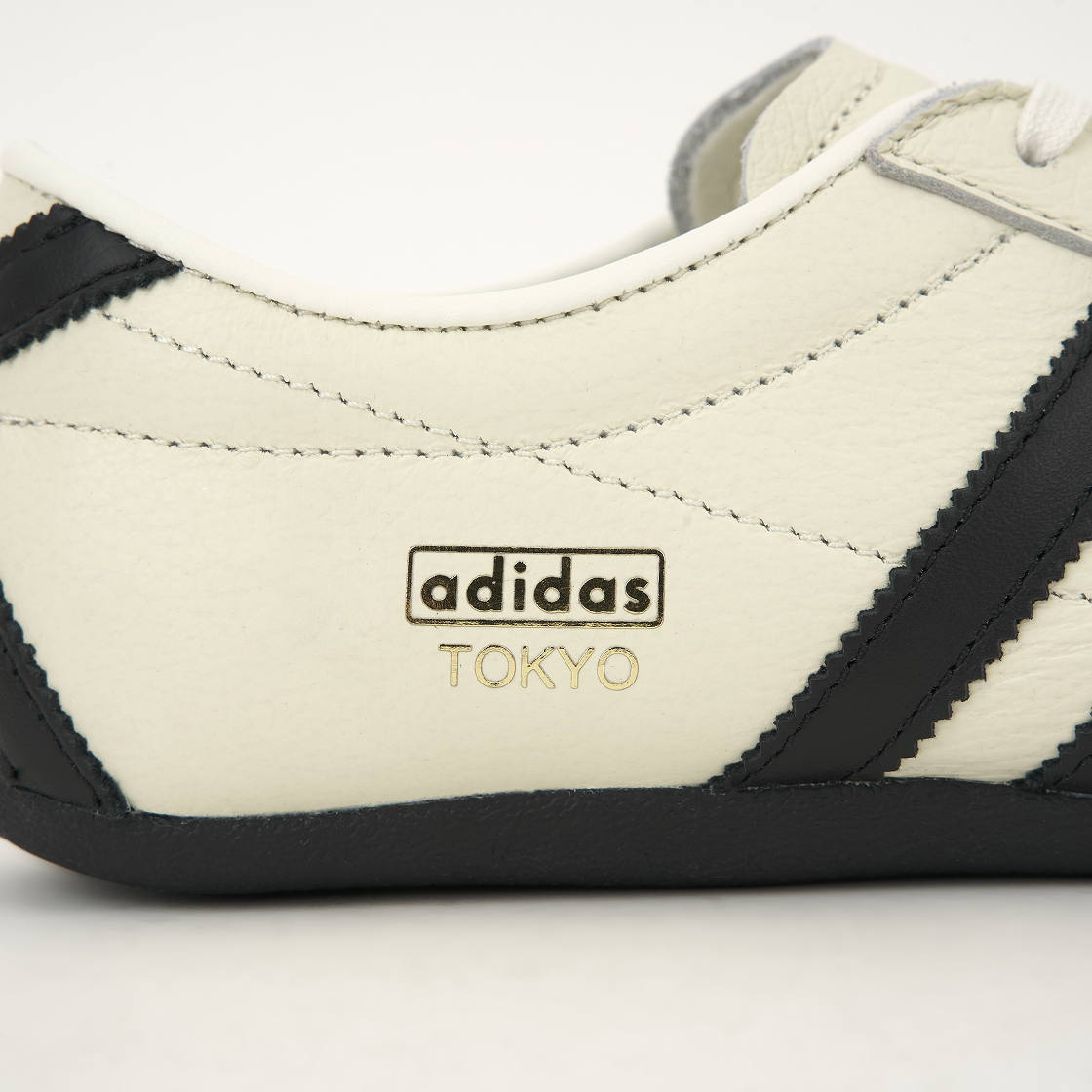 (W) 아디다스 도쿄 오프 화이트 코어 블랙((W) Adidas Tokyo Off White Core Black) - 8