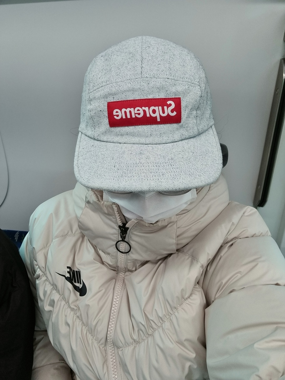 Supreme Coated Denim Camp Cap White - 24SS, (W) Nike NSW Therma-Fit Wind Puffer Loose Hooded Parka White Black 착용 스타일
