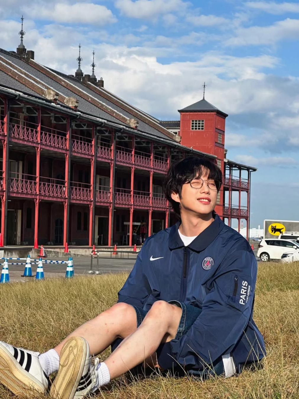 Nike Paris Saint-Germain Unlined Bomber Jacket Midnight Navy White 착용 스타일