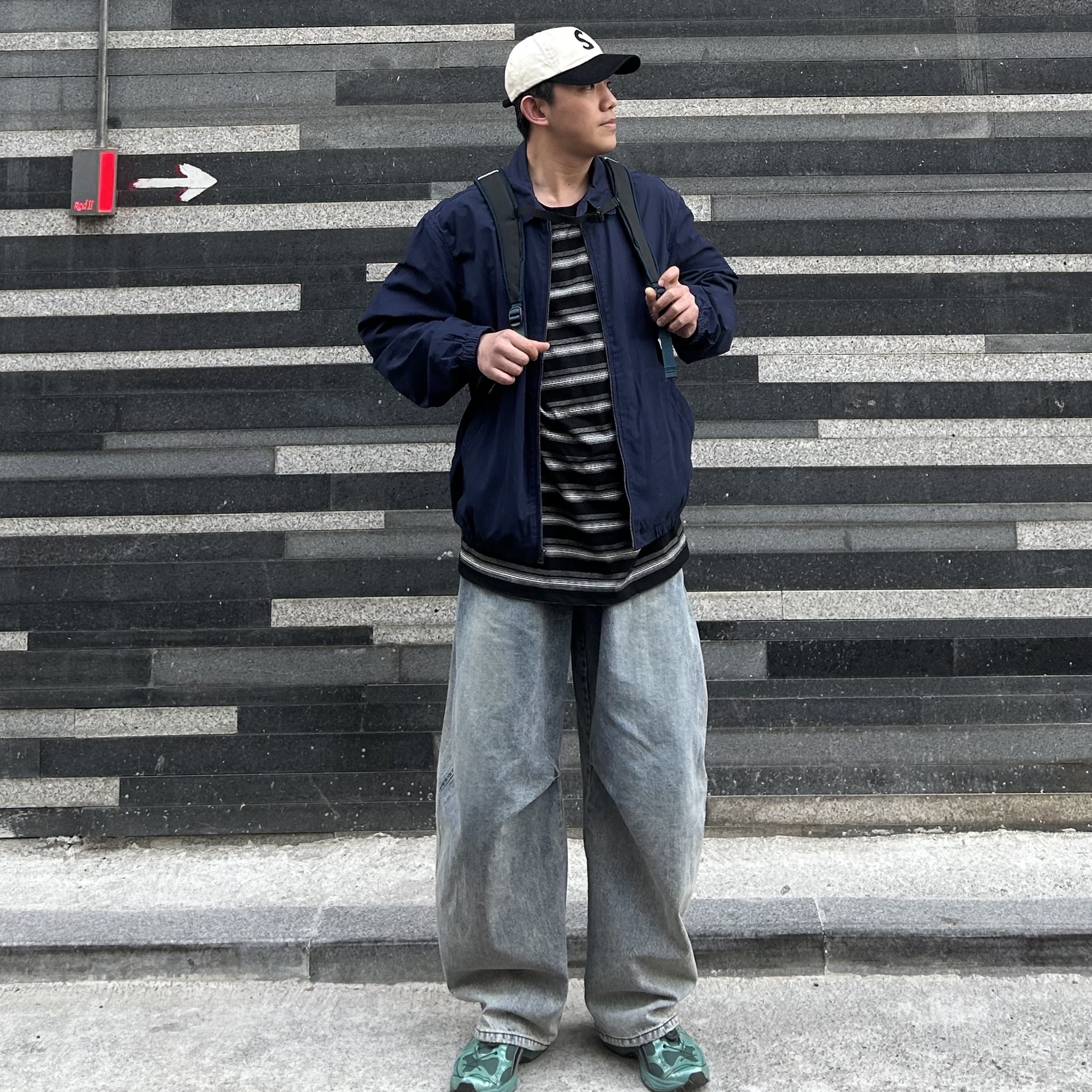 Supreme 2-Tone S Logo 6-Panel Stone - 24SS, Arc'teryx Mantis 16 Backpack Lodestar 착용 스타일 - 2