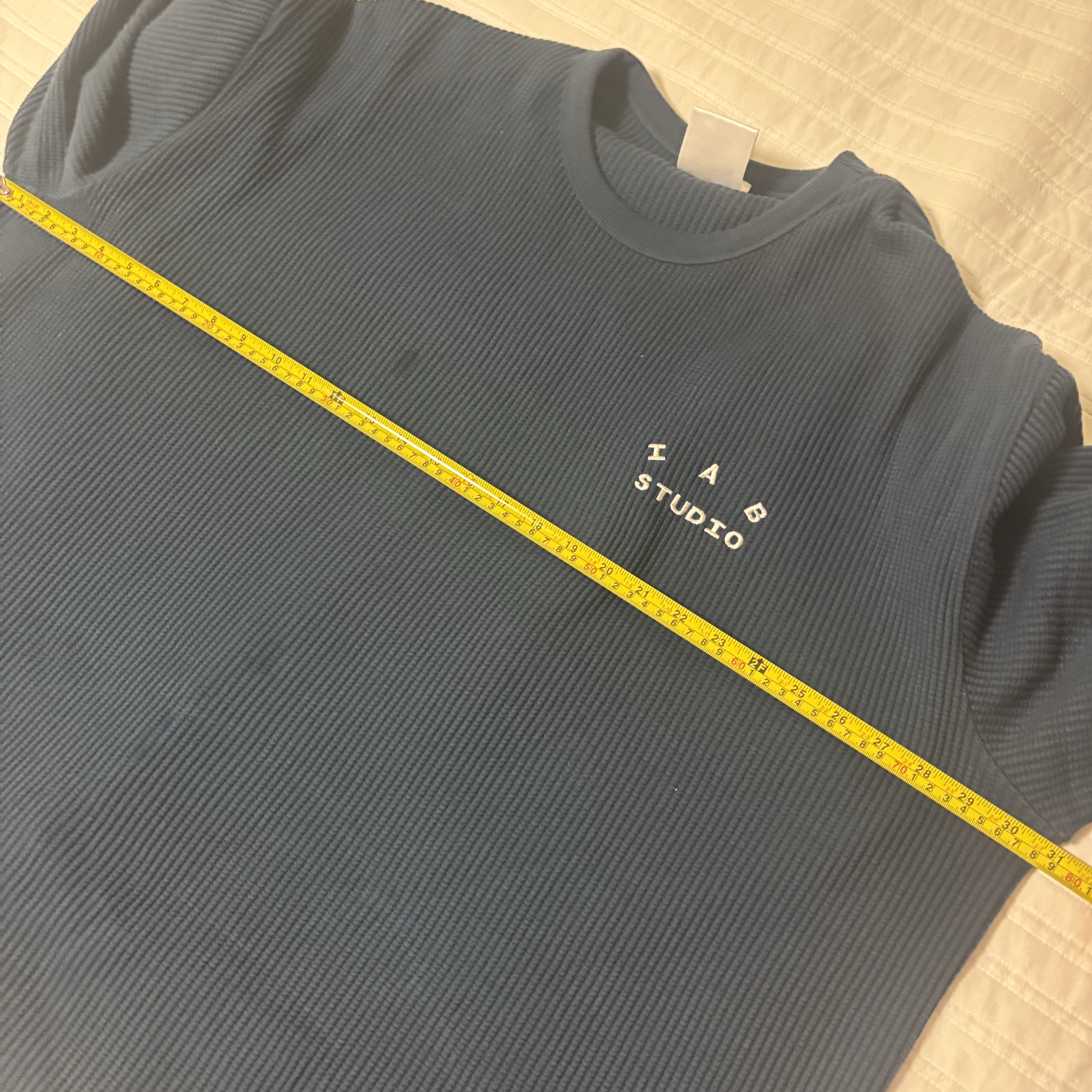 IAB Studio IAB Waffle Long Sleeve Navy 착용 스타일 - 2