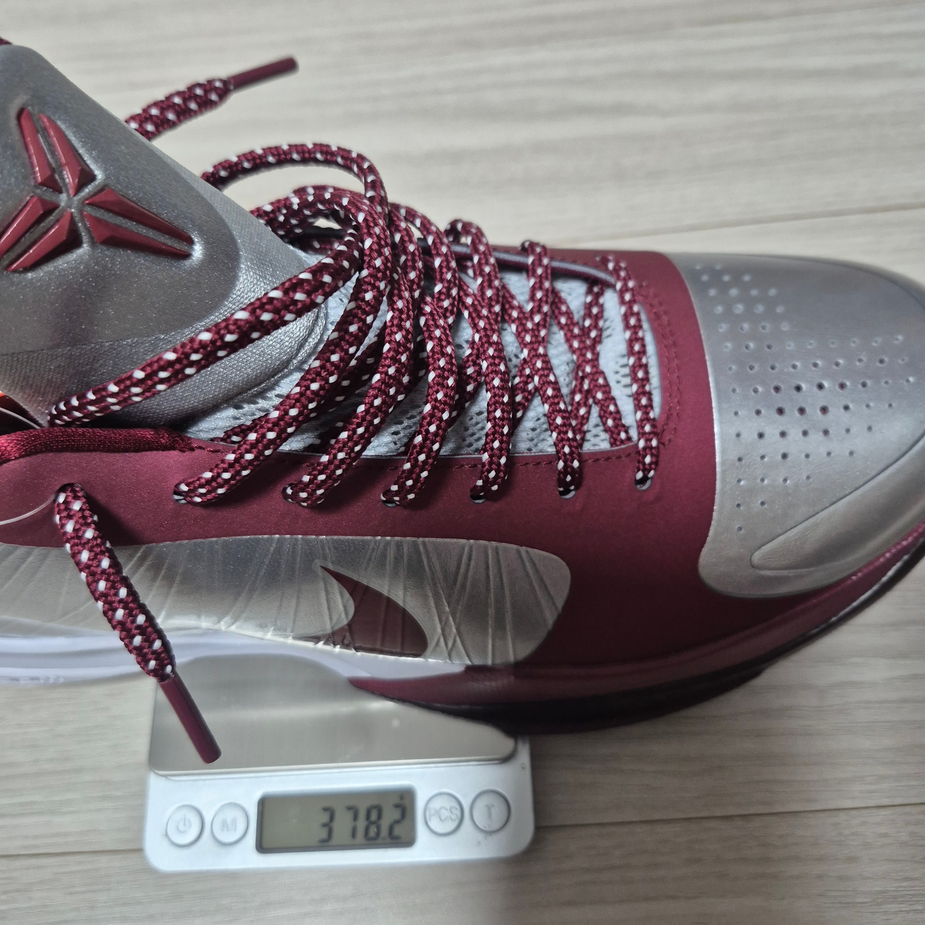 Nike Kobe 5 Protro Lower Merion Aces Away Metallic Silver Team Red 착용 스타일