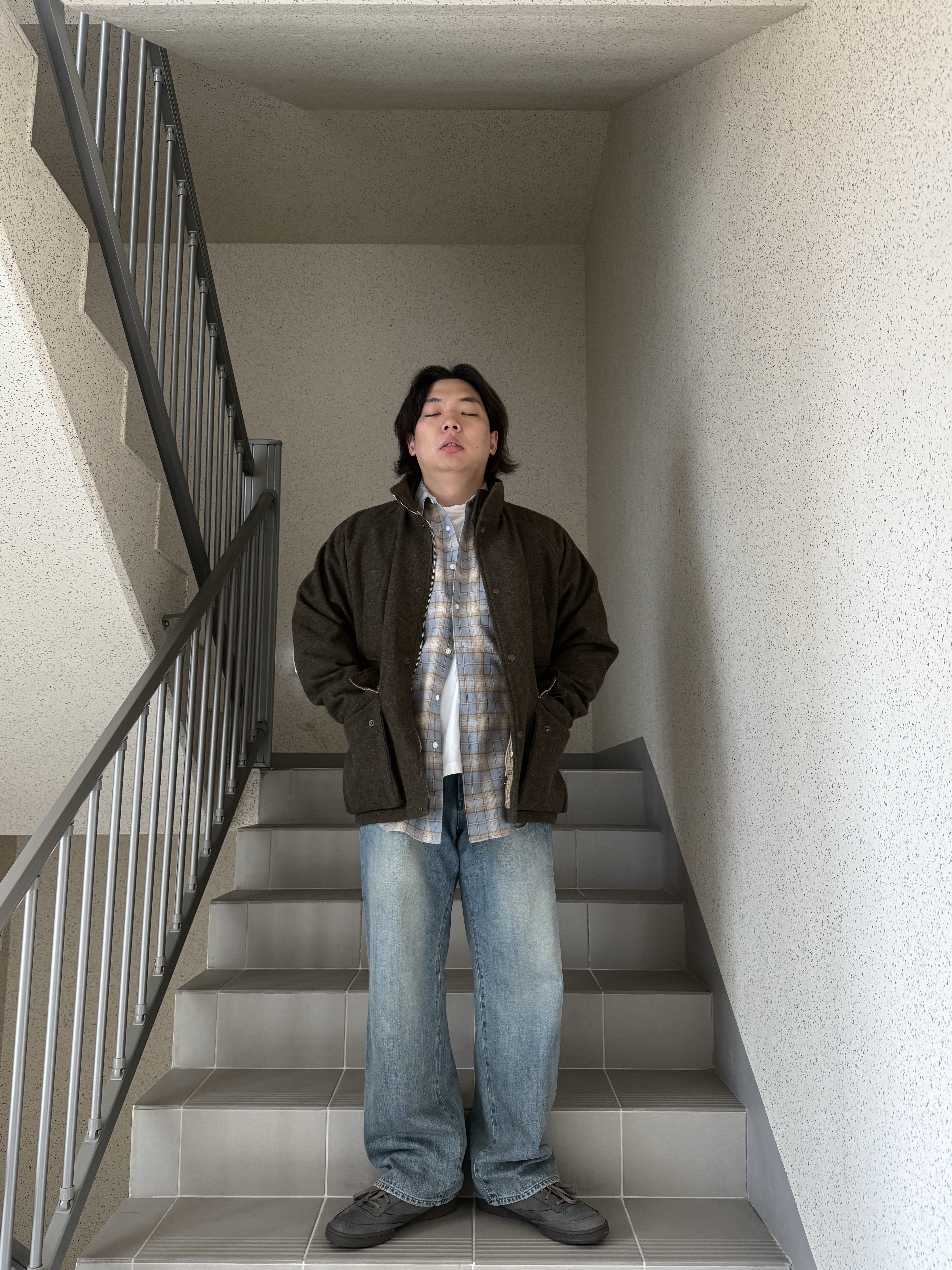 Reebok x Khakis Club C Revenge Khaki 착용 스타일 - 4