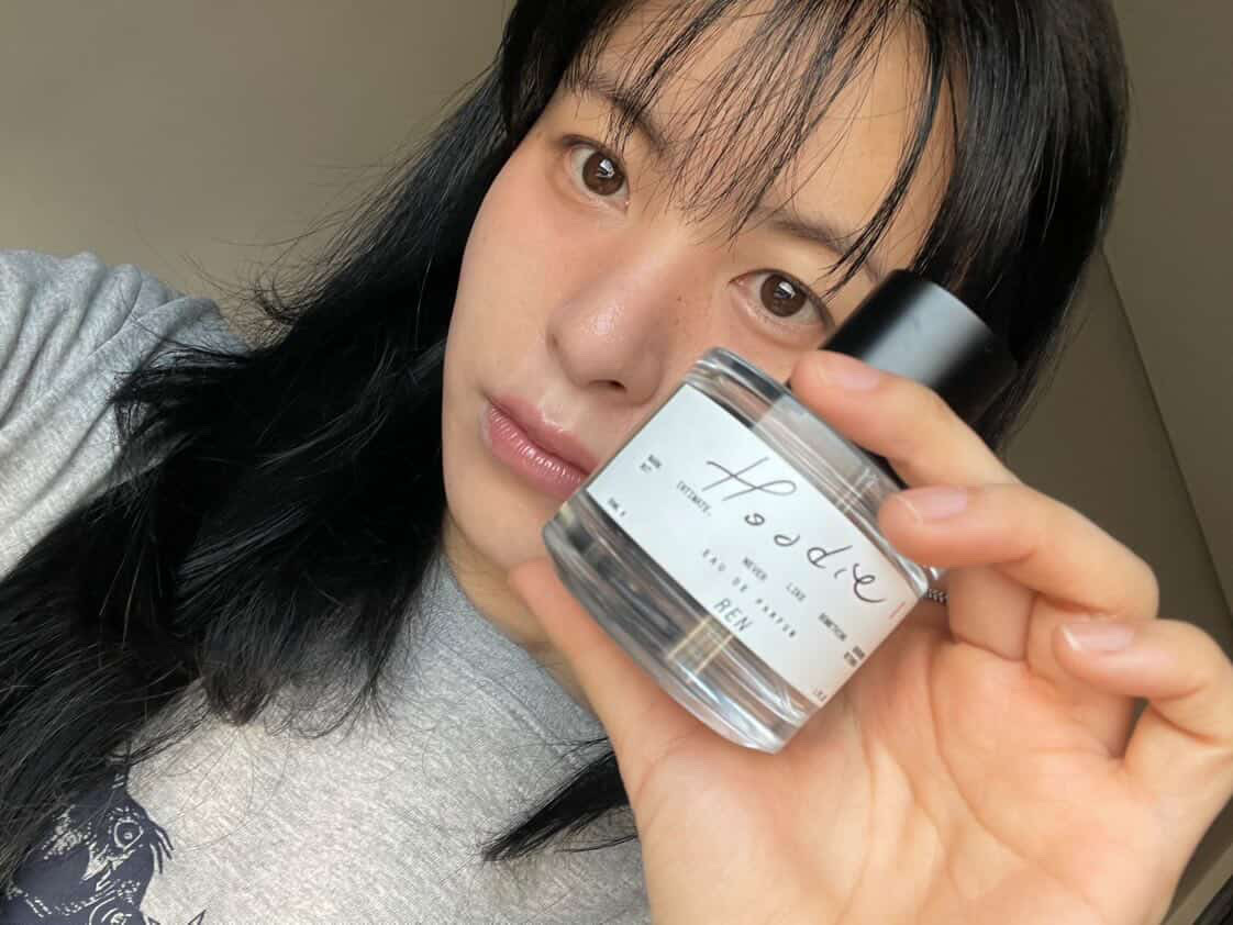 [KREAM 단독] REN Hoodie Eau de Parfum 50ml 착용 스타일