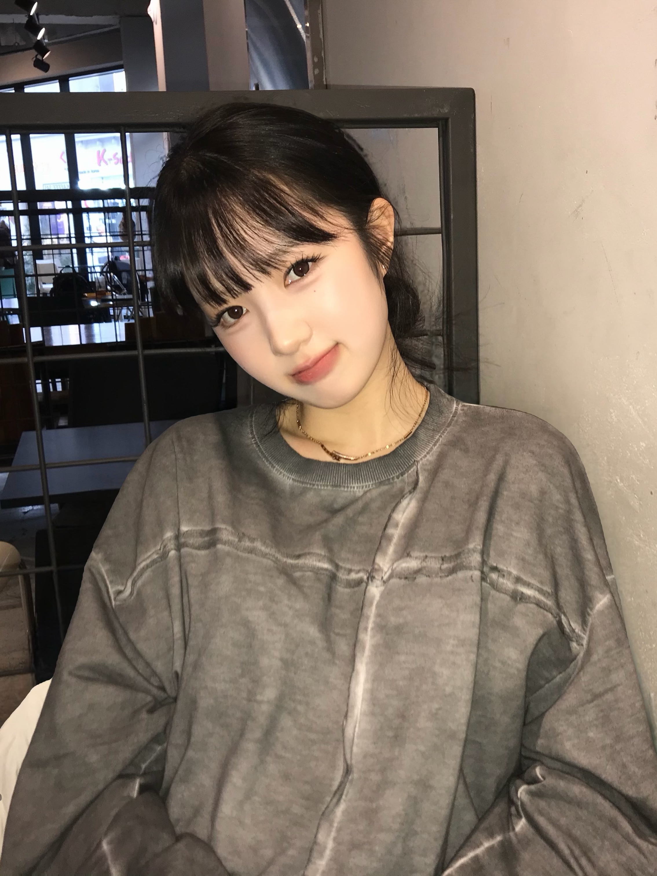 PHOS333 Cross Asymmetric Long Sleeved 착용 스타일 - 1