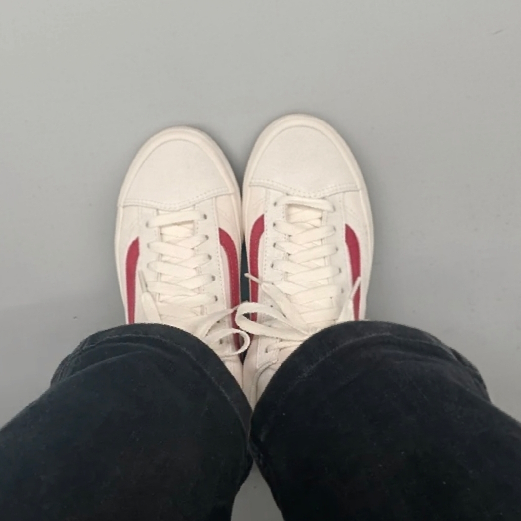 Vans Style 36 Marshmallow Racing Red 착용 스타일