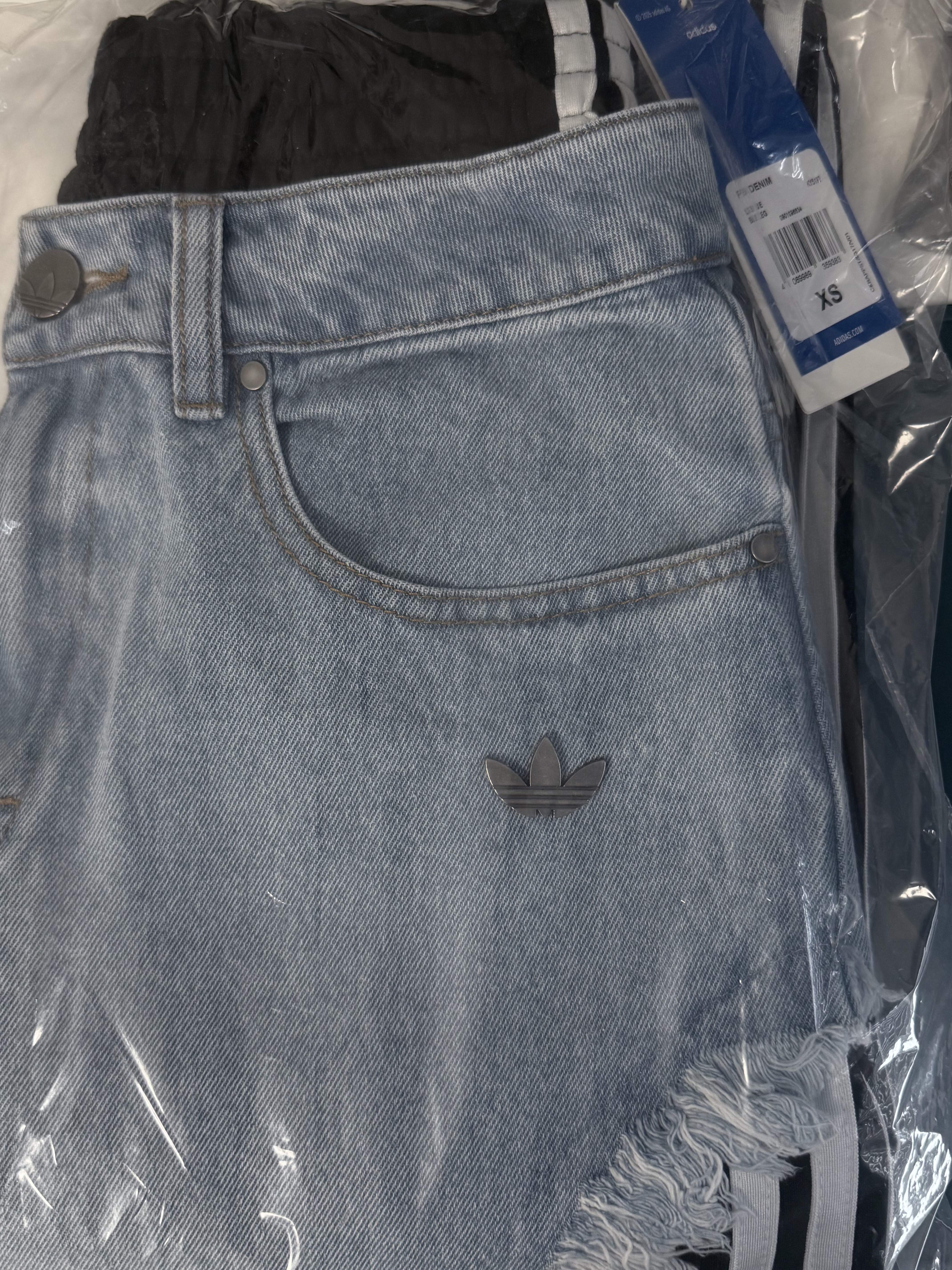 (W) Adidas Adilenium 5.0 Deconstructed Denim Pants Light Blue - KR Sizing, (W) Adidas Adilenium 5.0 Deconstructed Denim Pants Chalky Brown - KR Sizing 착용 스타일 - 1