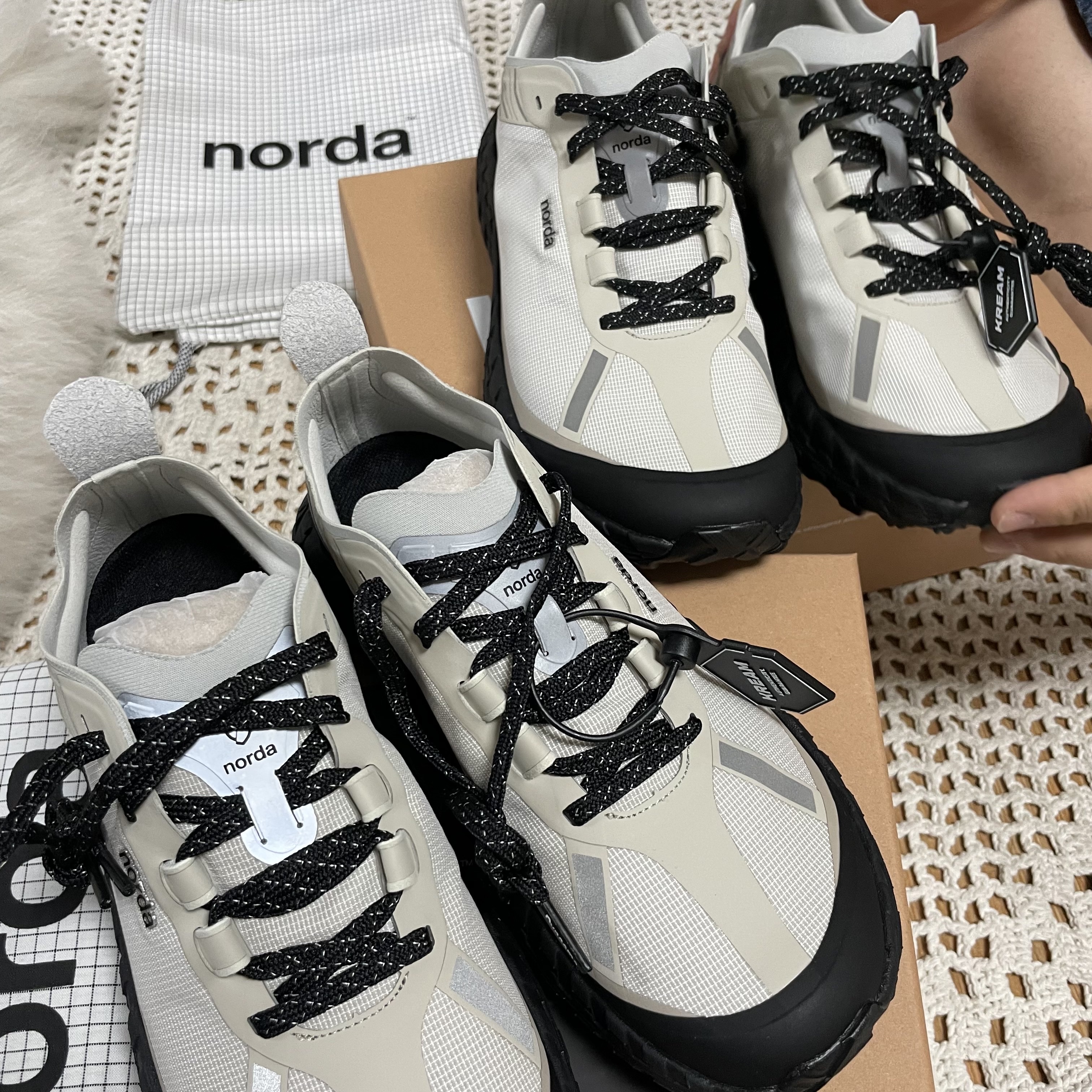 (W) Norda 001/A Cinder 착용 스타일