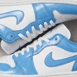 Jordan 1 Low SE White Legend Blue 착용 스타일