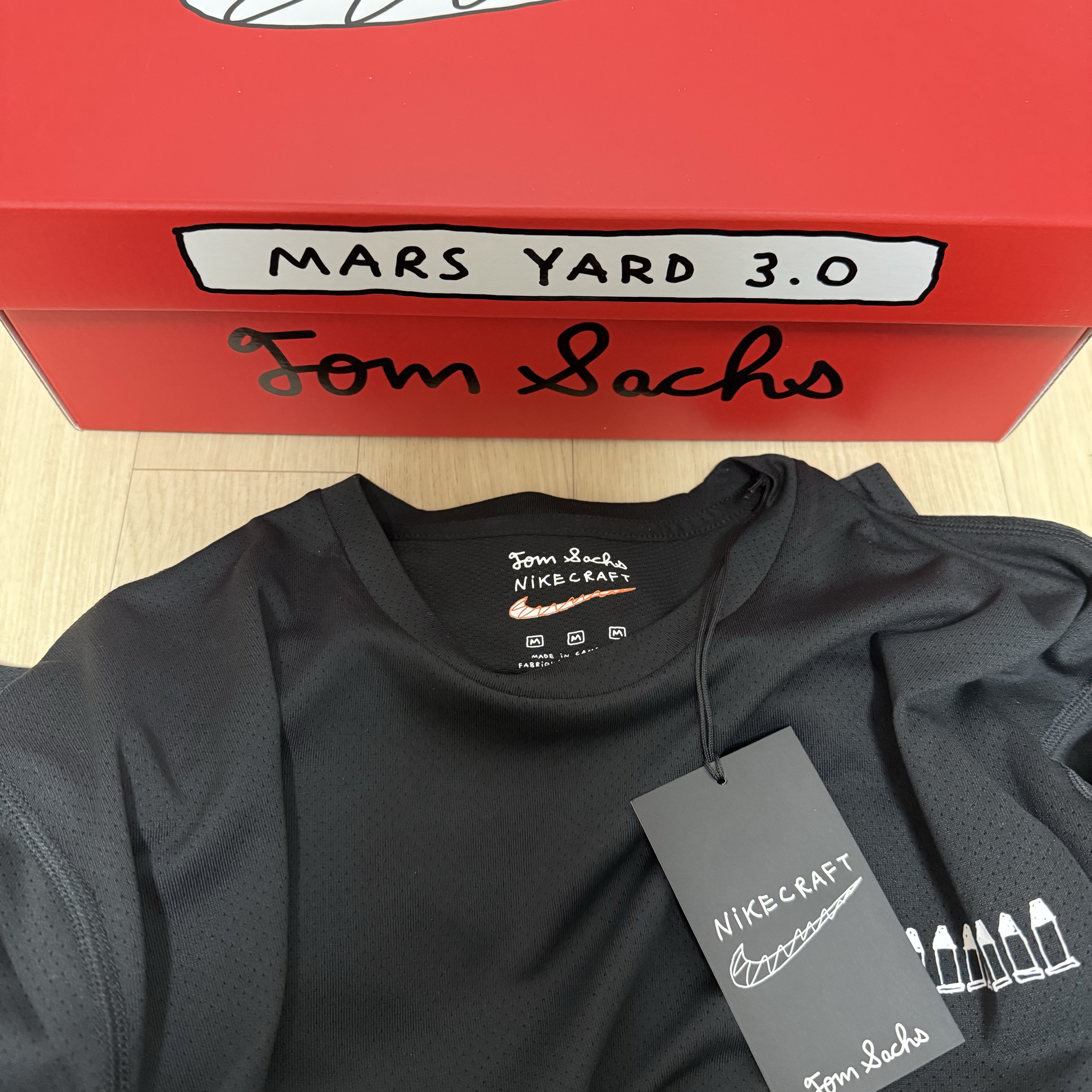 Nike x Tom Sachs Nikecraft I.S.R.U Uniform Space Camp Shirt Black (DC5670-010) 착용 스타일 - 1