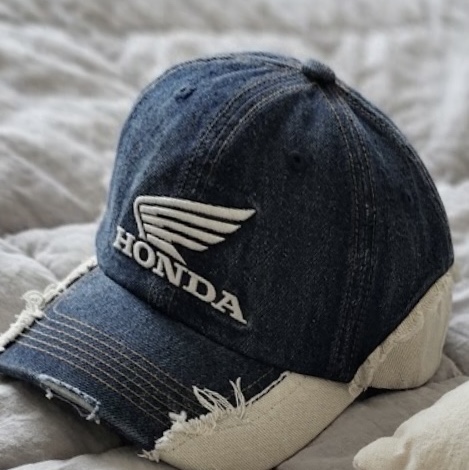 Honda Vintage Cutoff Cap Dark Navy 착용 스타일