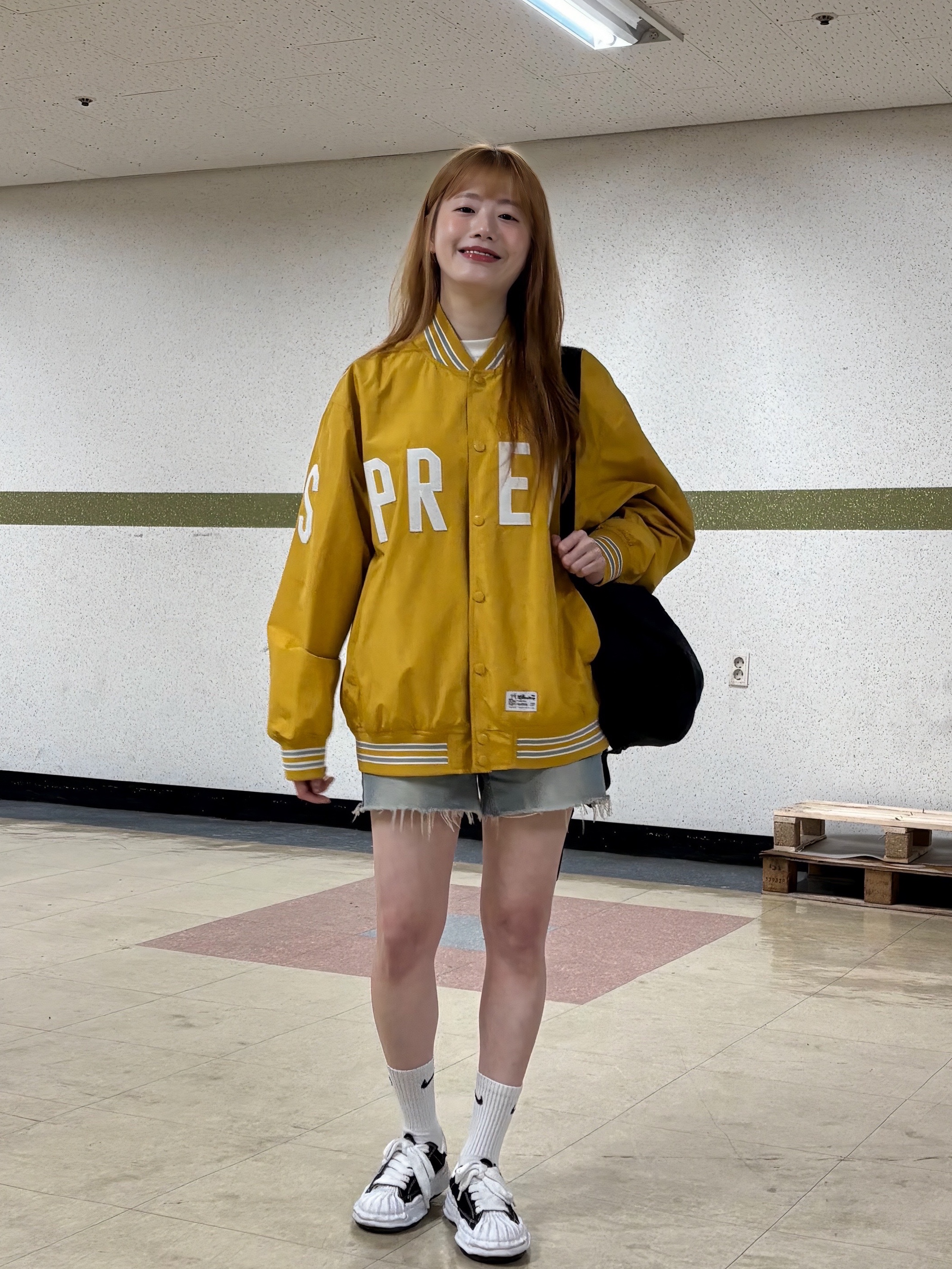 Maison Mihara Yasuhiro Blakey OG Sole Canvas Low-top Sneakers Black White, Human Made Heart Rubber Key Chain Blue 착용 스타일 - 3