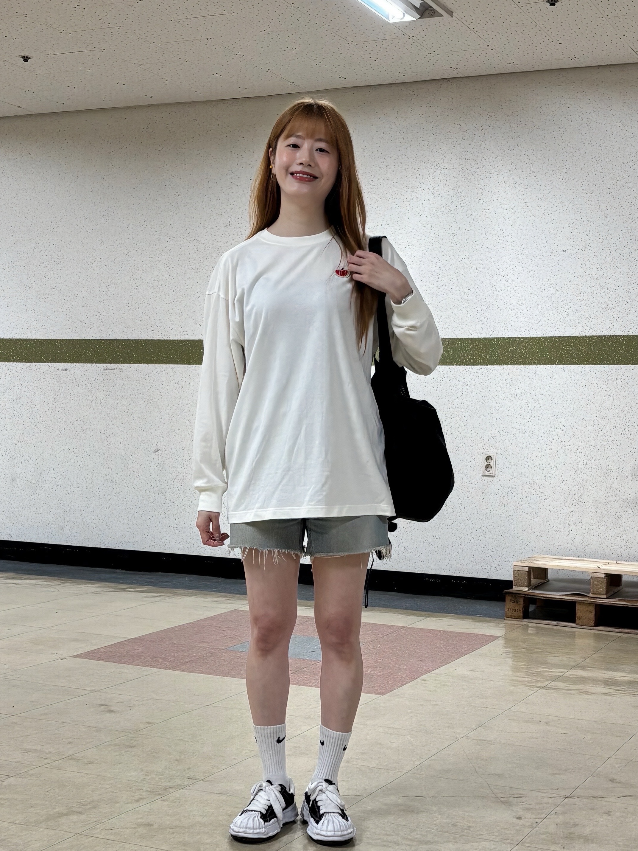 Maison Mihara Yasuhiro Blakey OG Sole Canvas Low-top Sneakers Black White, Human Made Heart Rubber Key Chain Blue 착용 스타일 - 6