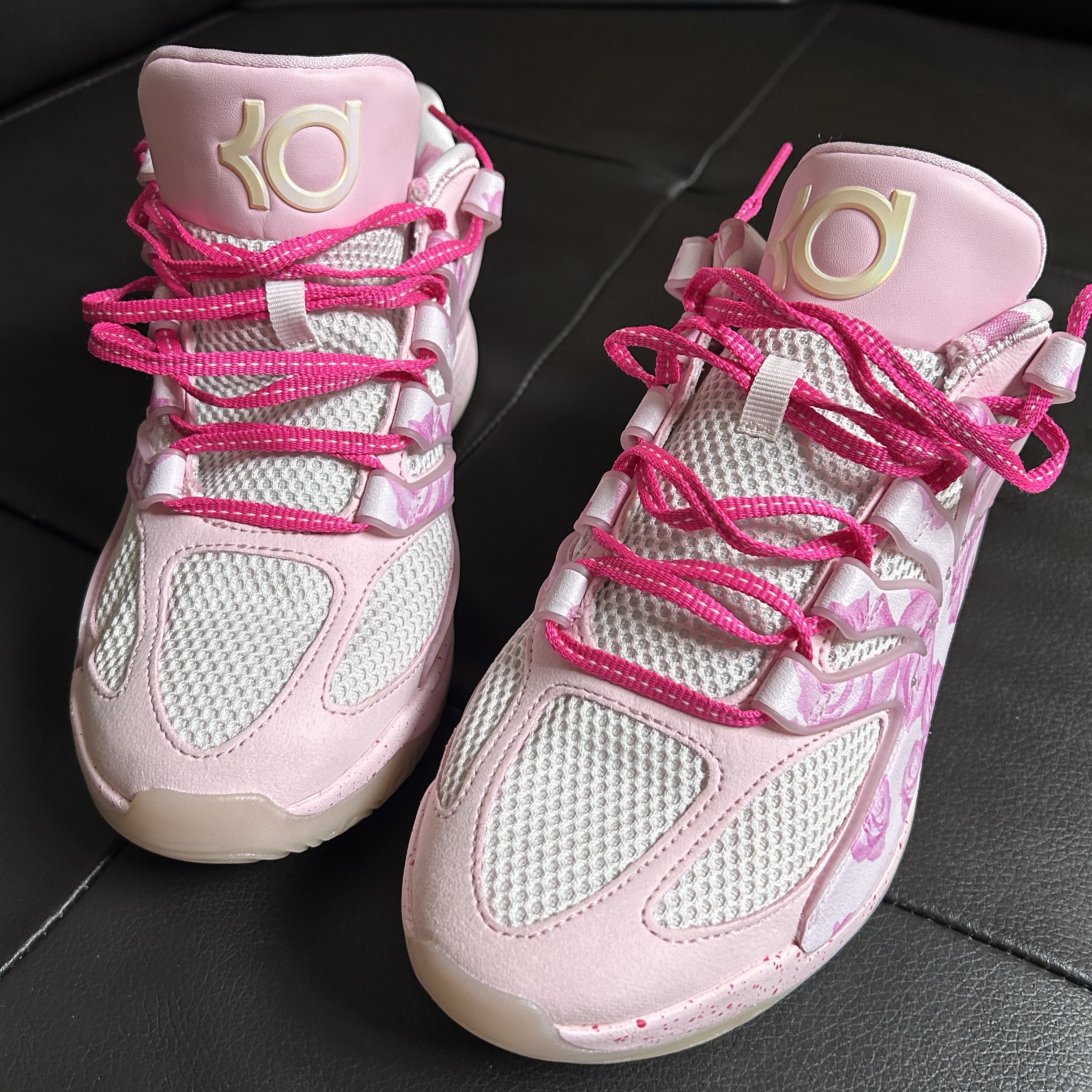 Nike KD 18 NRG EP Pearl Pink Laser Fuchsia 착용 스타일 - 1