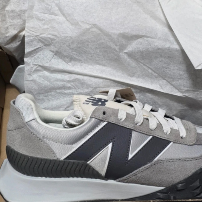 New Balance XC-72 Grey 착용 스타일