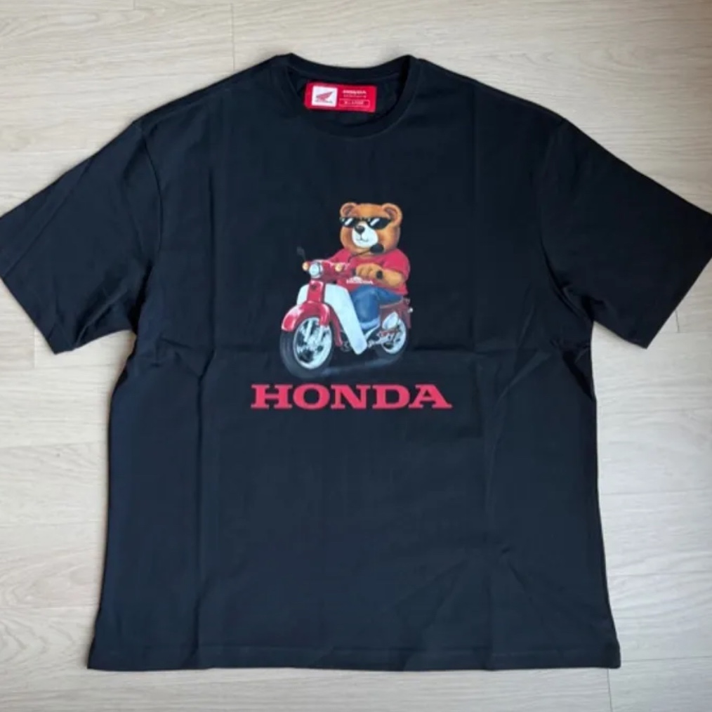 Honda Bear T-Shirt Black 착용 스타일