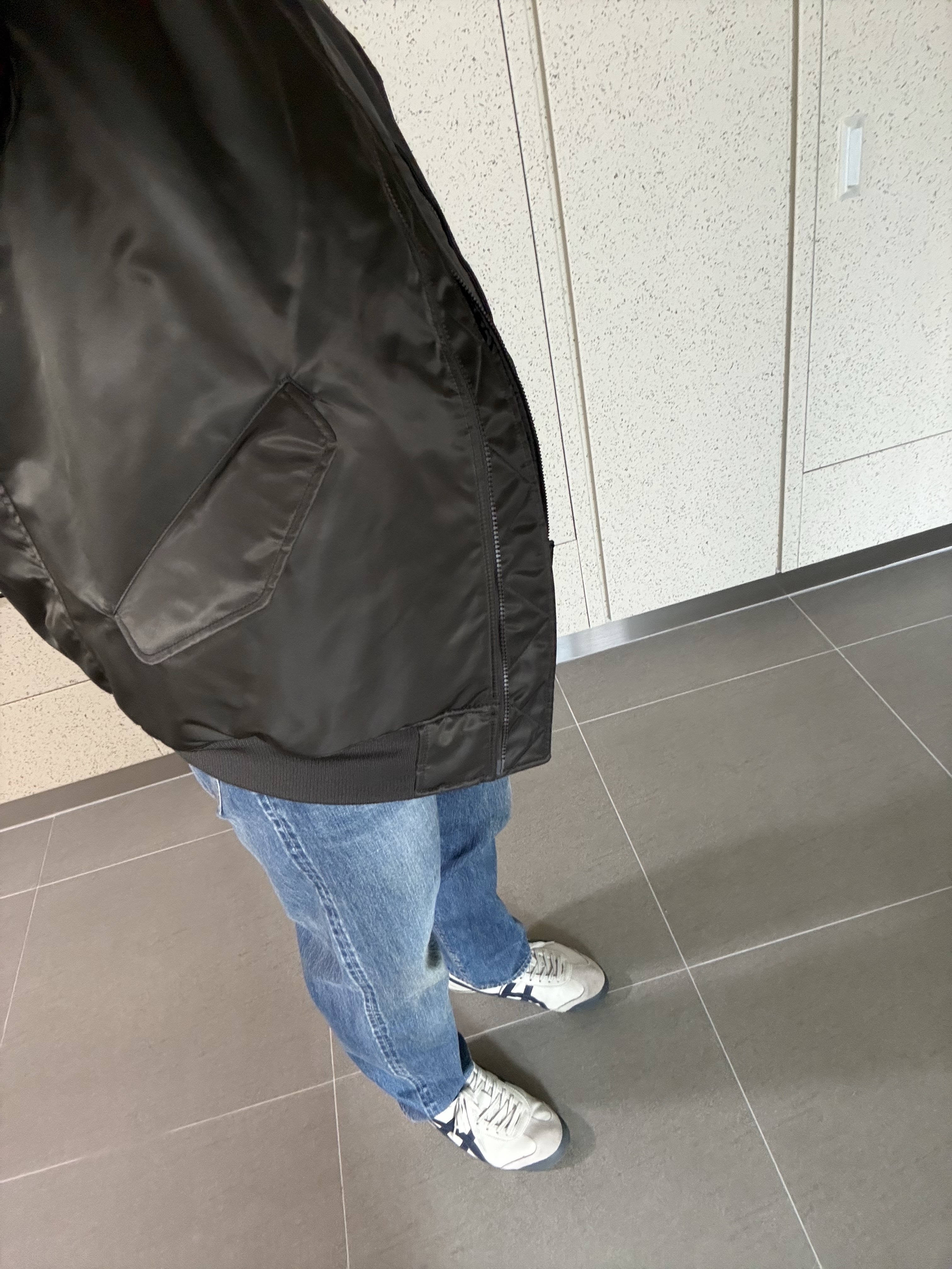 Onitsuka Tiger Mexico 66 Birch 착용 스타일 - 2