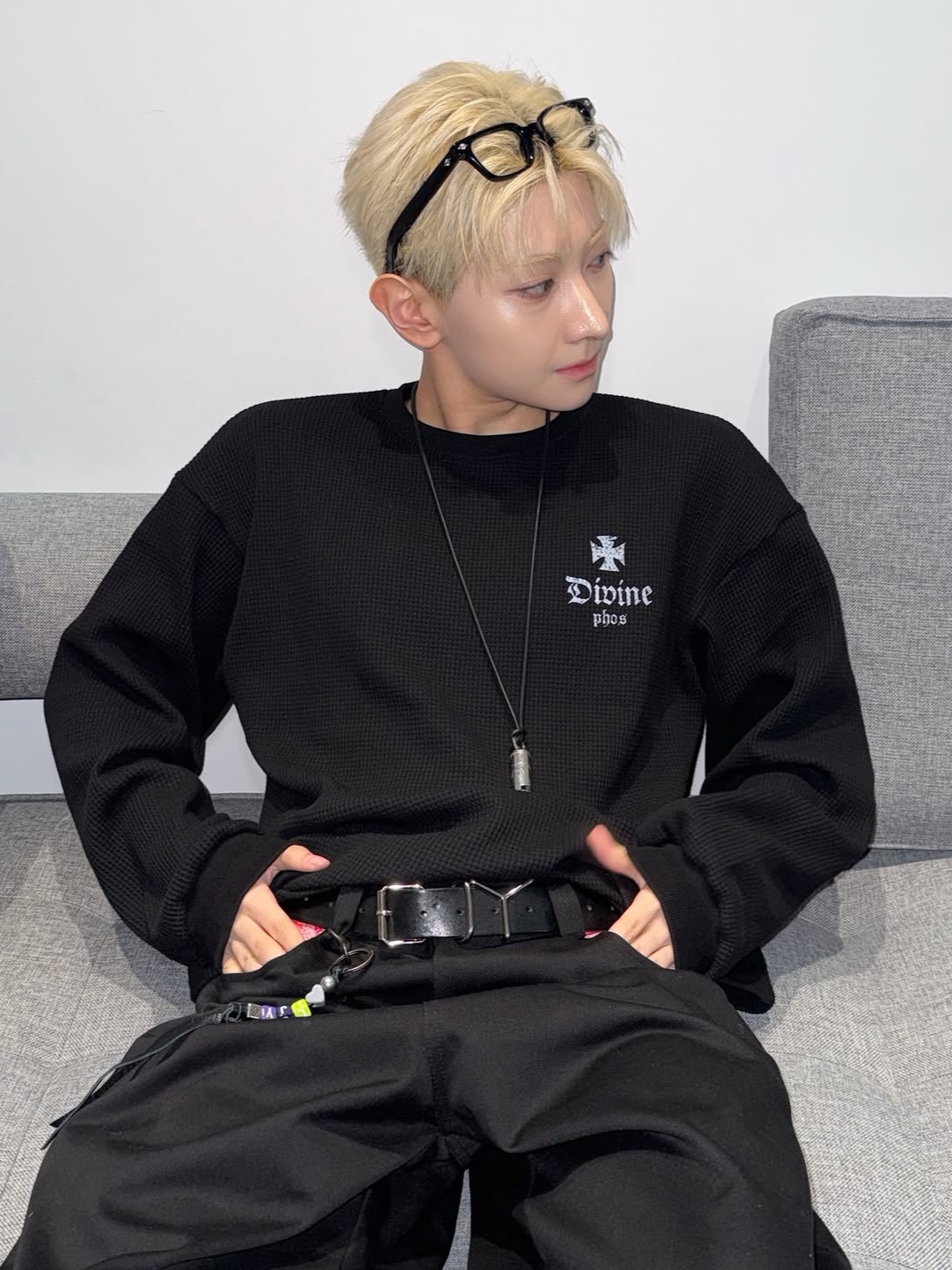 PHOS333 Divine Waffle Long Sleeved Black, PHOS333 Divine Waffle Long Sleeved Cream 착용 스타일 - 1