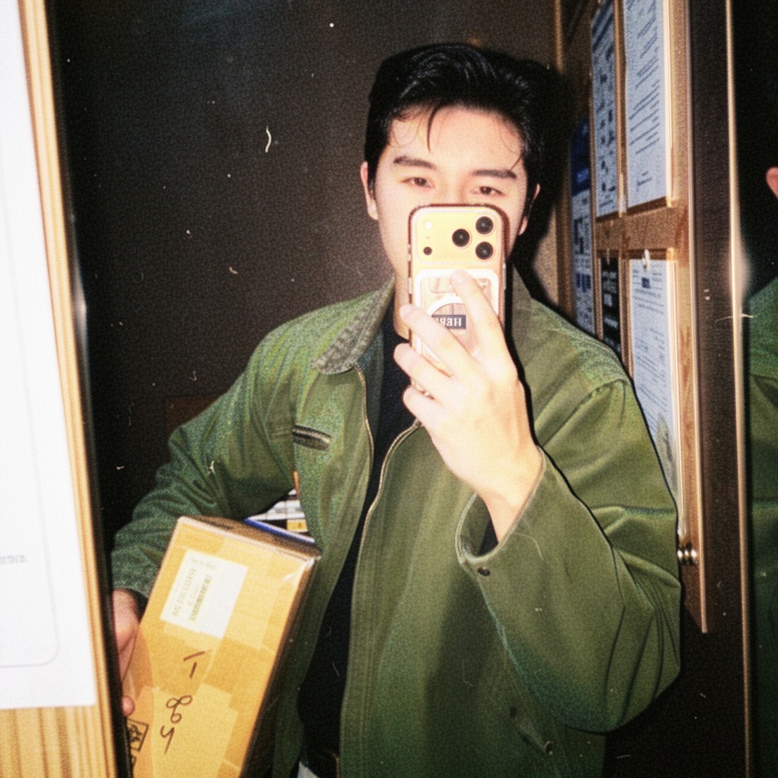 Carhartt WIP OG Detroit Jacket Olive Black Stone Canvas - Winter 착용 스타일