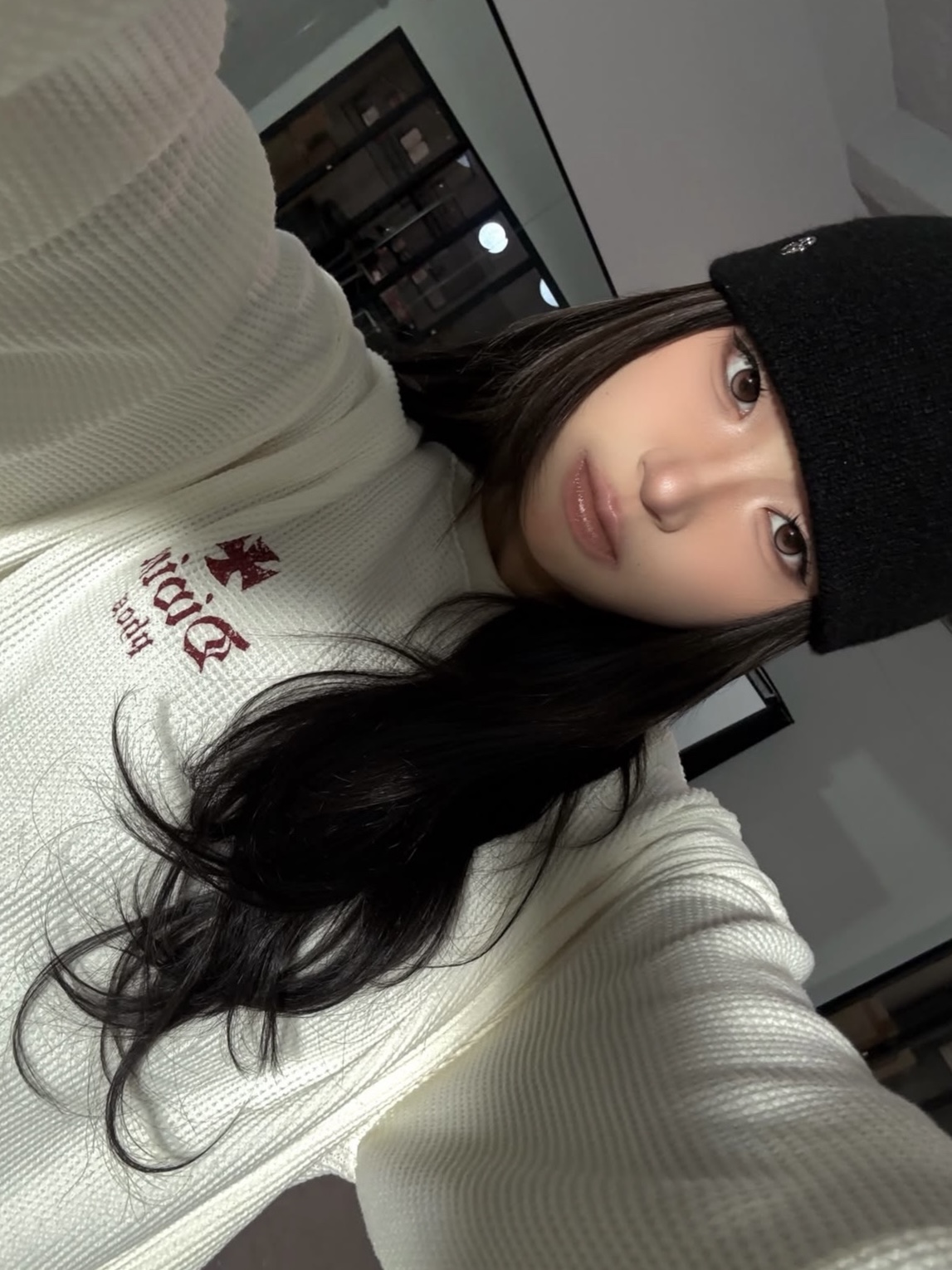 PHOS333 Divine Waffle Long Sleeved Cream, PHOS333 Divine Waffle Long Sleeved Dark Brown 착용 스타일 - 3