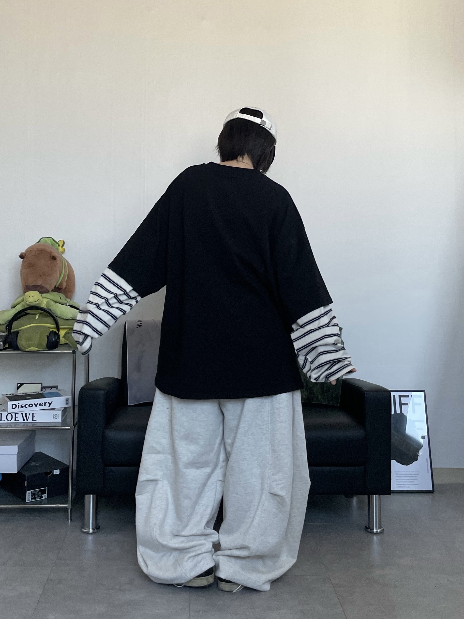 Adidas Superstar Premium Black White, Hello Sunrise  Two Tone Washed OG Logo 6panel Cap Off White & Black 착용 스타일 - 5