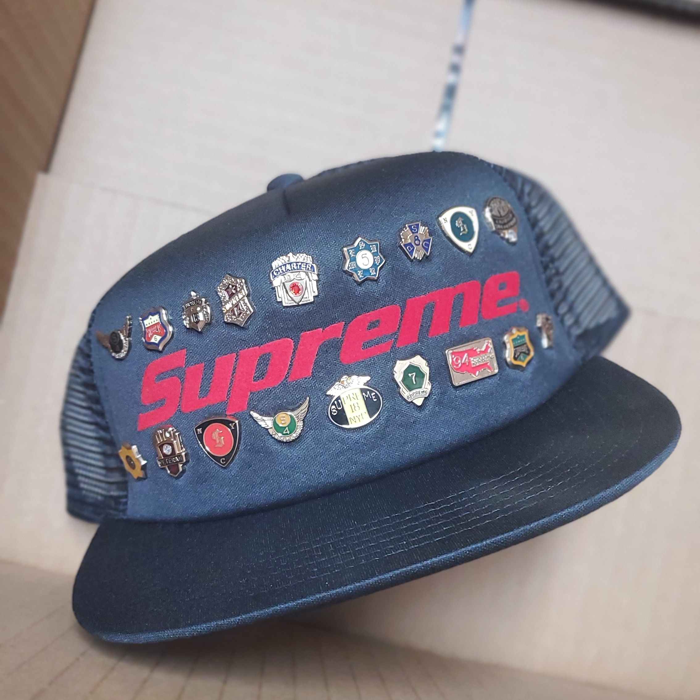 Supreme Pins Mesh Back 5-Panel Black - 26SS 착용 스타일