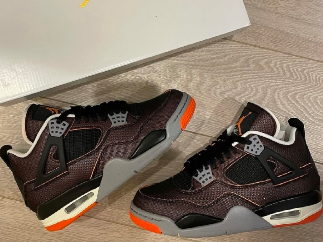 (W) Jordan 4 Retro Starfish 착용 스타일