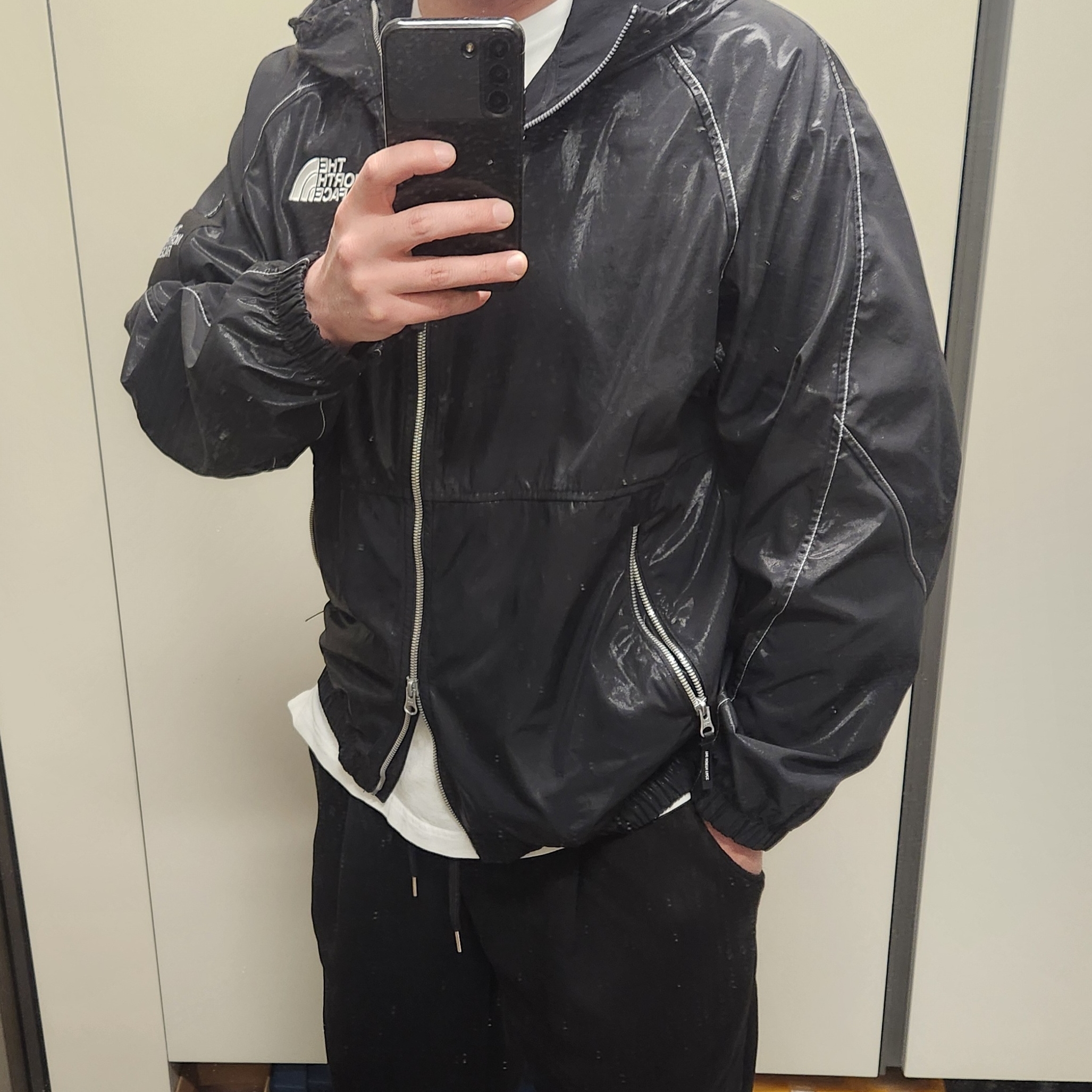 The North Face White Label Novelty Olema Hoodie Black 착용 스타일