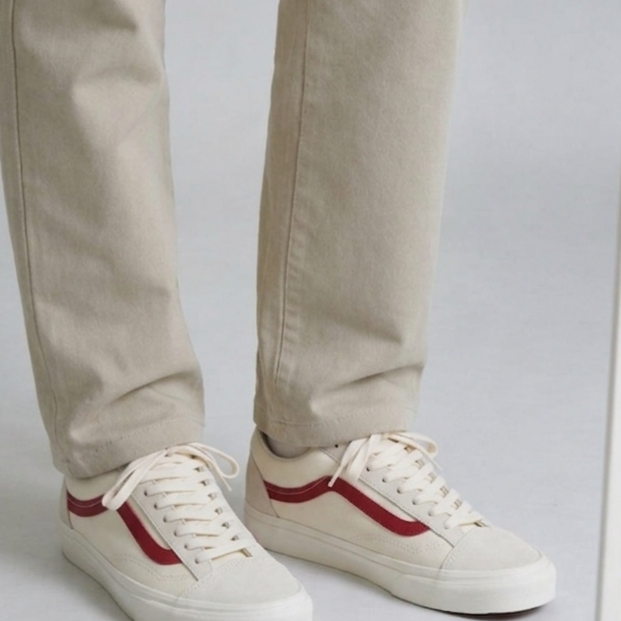 Vans Style 36 Marshmallow Racing Red 착용 스타일
