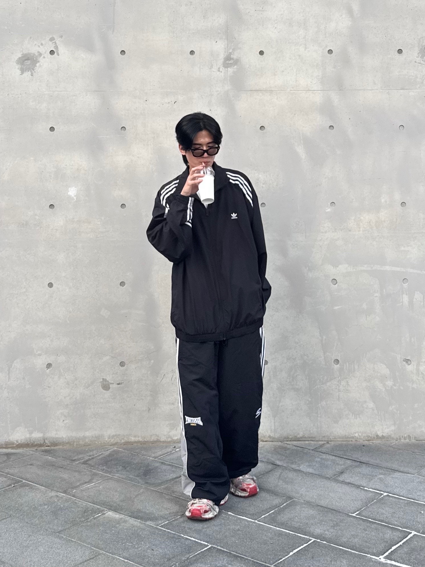 (W) Adidas Adilenium Oversized Track Top Black - US Sizing, Protocol Index 3 Layered Track Pants Black 착용 스타일 - 2