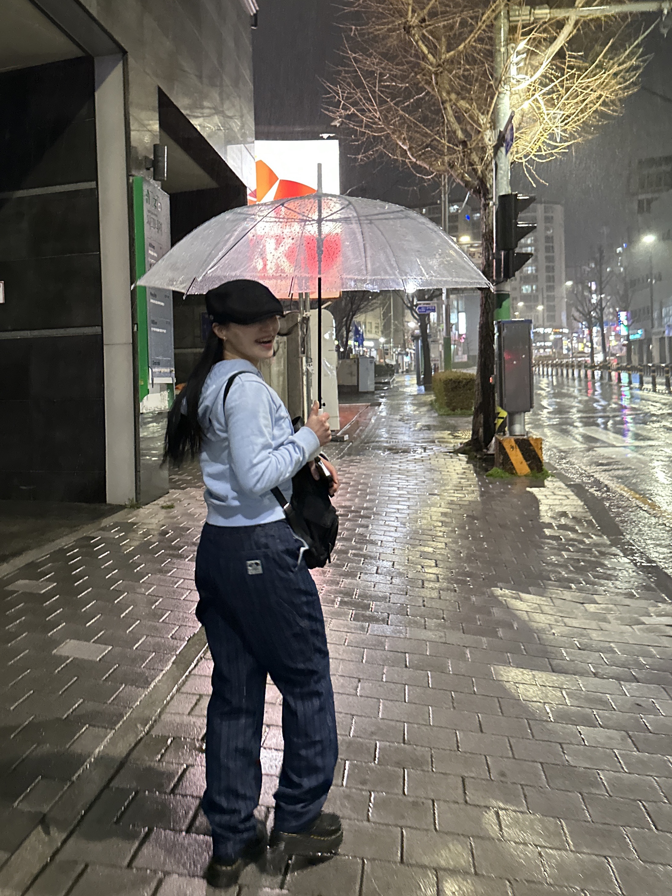 [KREAM 단독] Safarispot Women 1/2 Basic Safari Hoodie Sky, vunque Hey Double Pocket Backpack M Black 착용 스타일 - 3