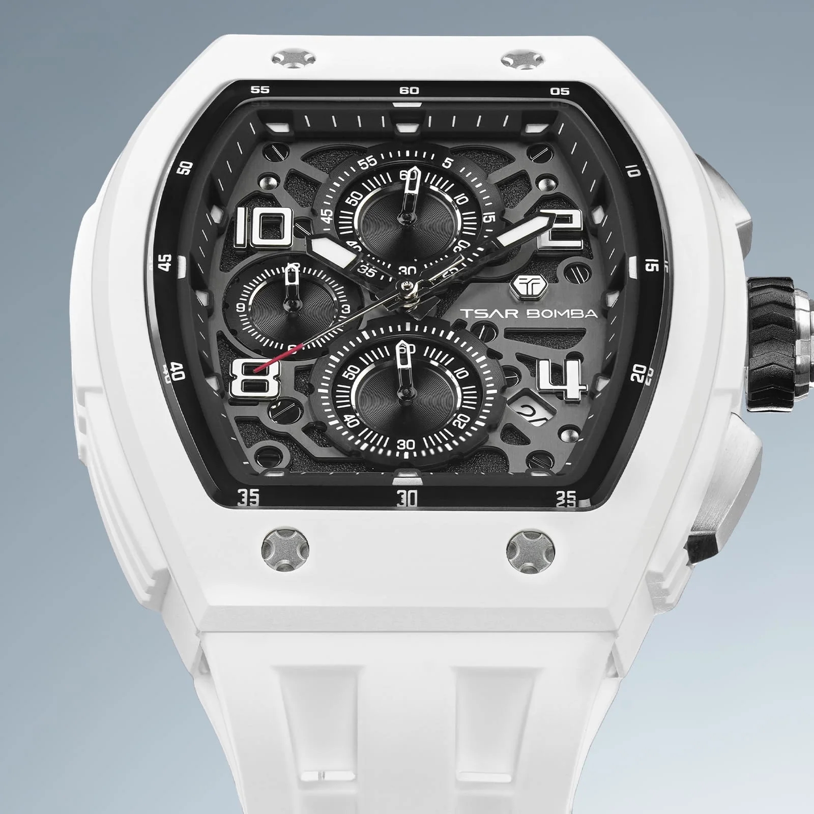 Tsar Bomba Elemental Bioceramic Chronograph Calendar Quartz TB8224B-01 White 착용 스타일