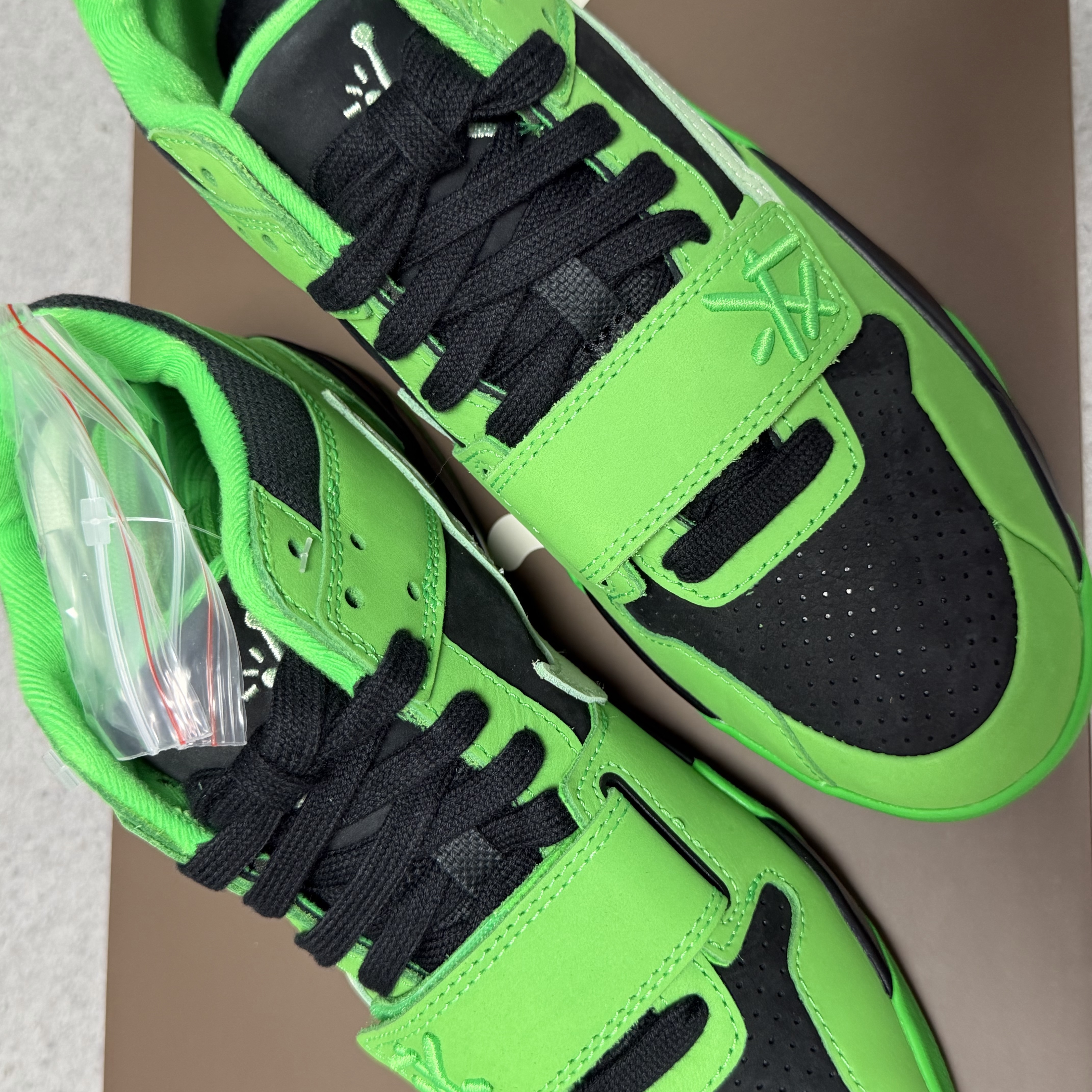 Jordan x Travis Scott Jumpman Jack TR Green Spark Vapor Green 착용 스타일 - 3