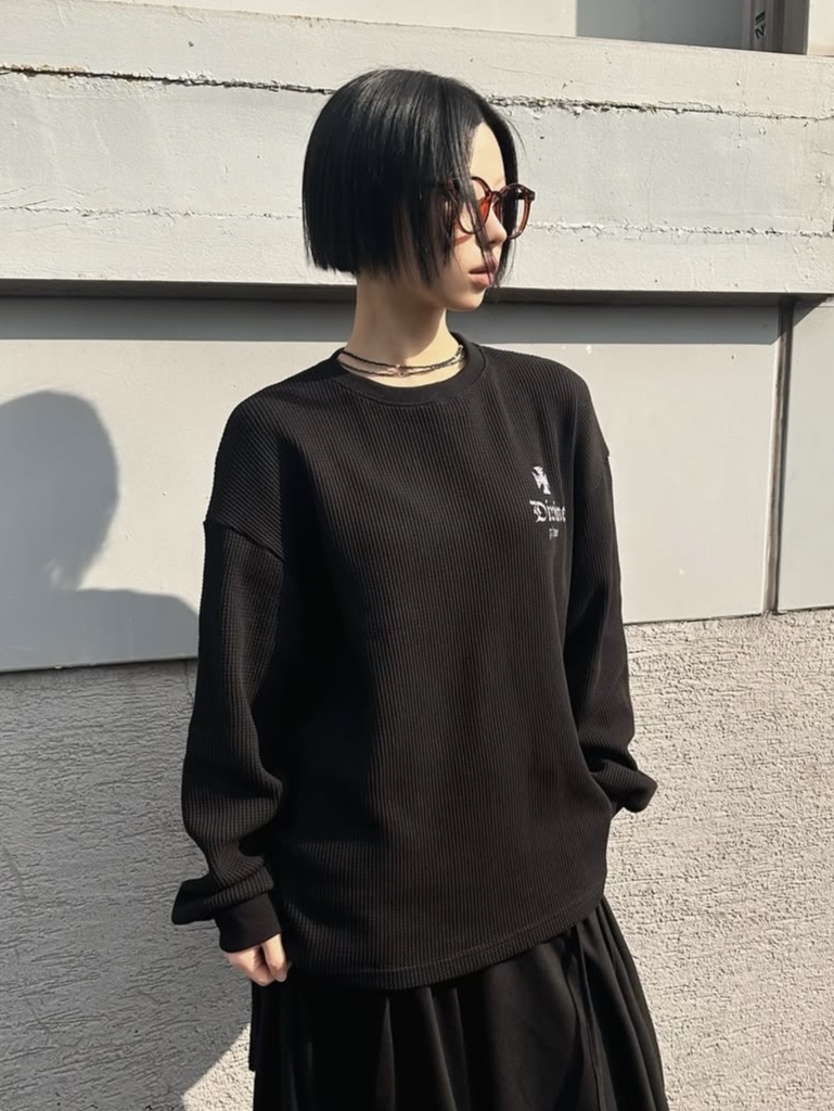 PHOS333 Divine Waffle Long Sleeved Black, PHOS333 Divine Waffle Long Sleeved Dark Brown 착용 스타일 - 1