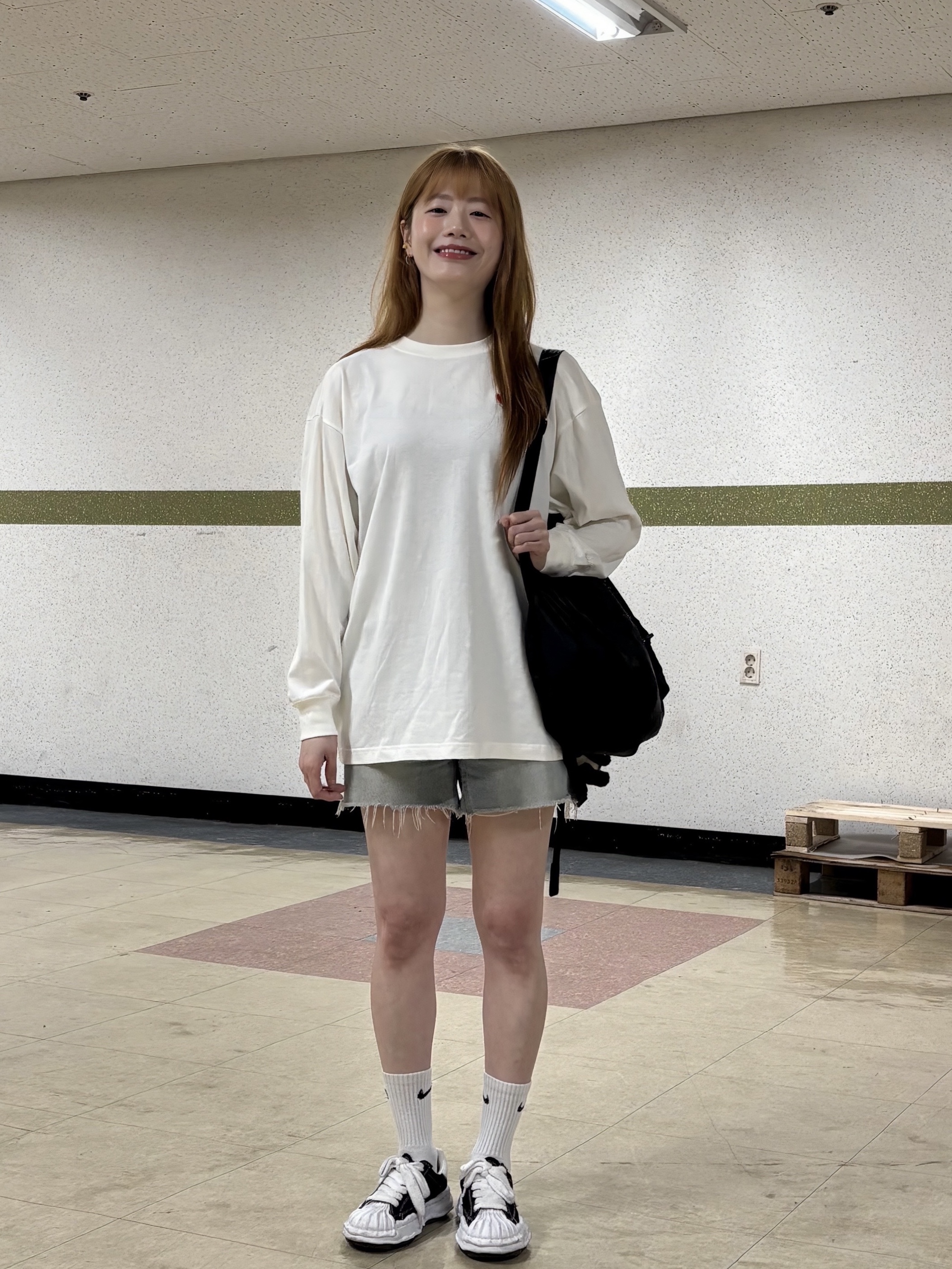 Maison Mihara Yasuhiro Blakey OG Sole Canvas Low-top Sneakers Black White, Human Made Heart Rubber Key Chain Blue 착용 스타일 - 8