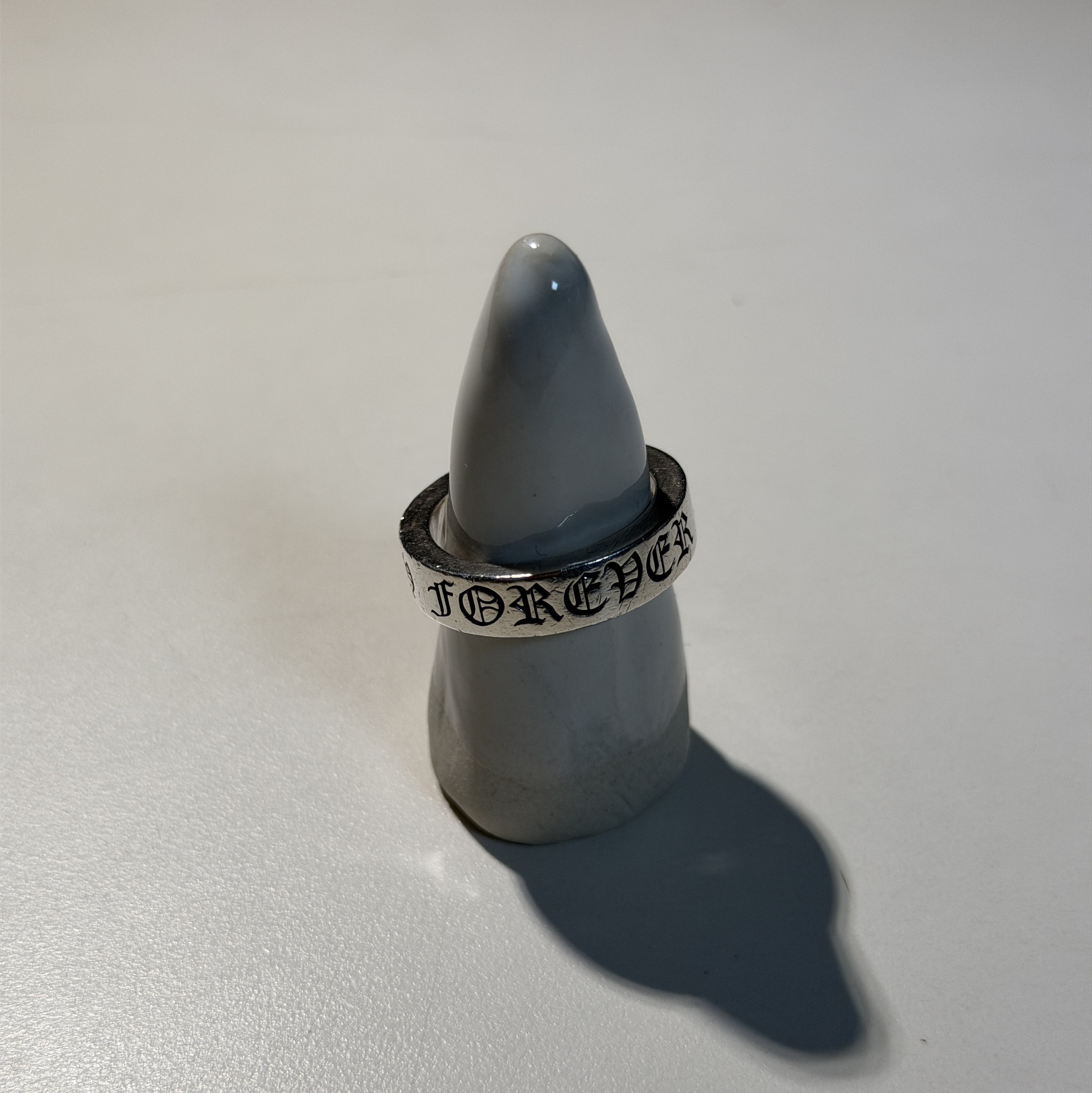 Chrome Hearts Spacer Forever Ring 6mm Silver 착용 스타일