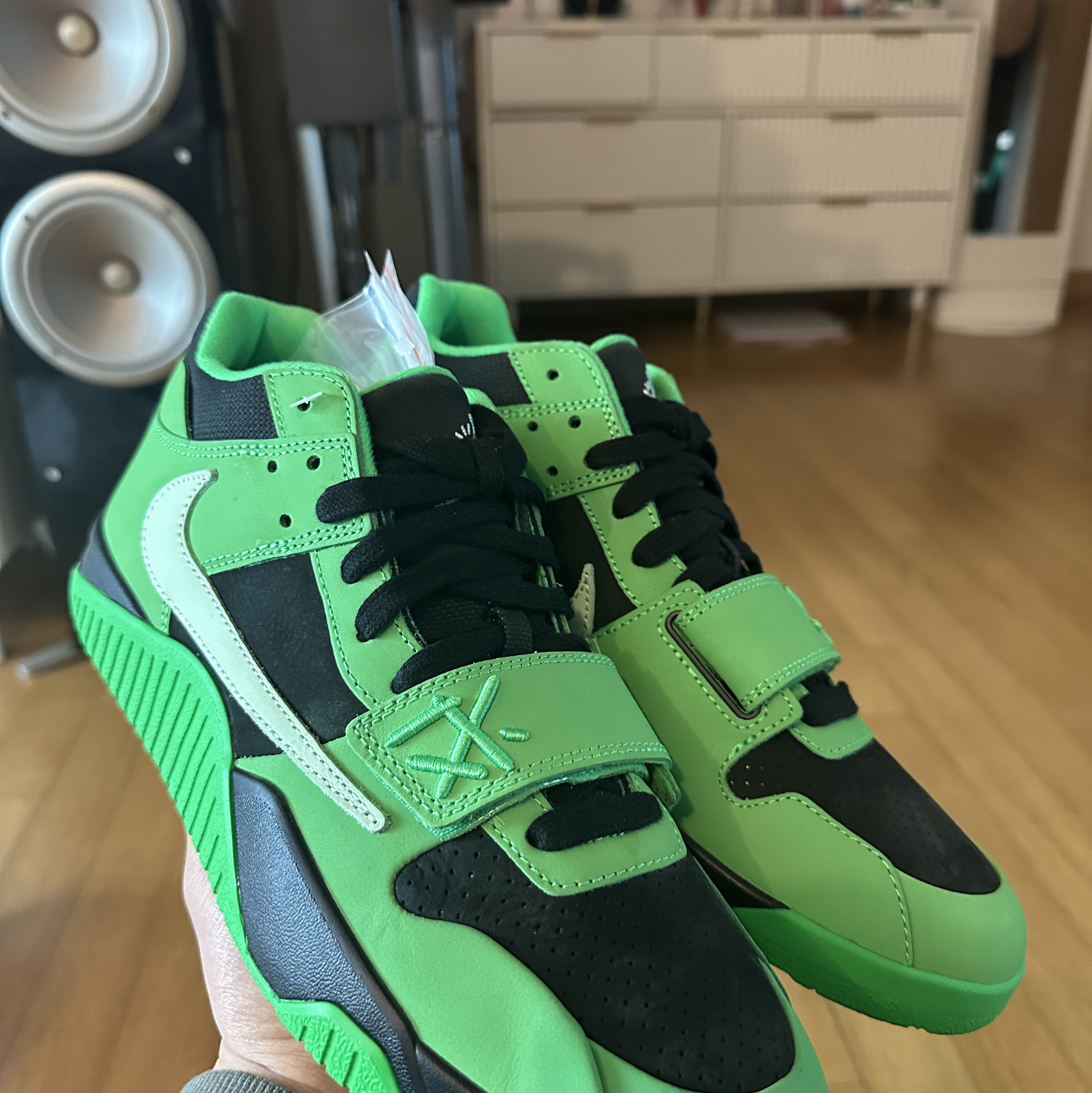Jordan x Travis Scott Jumpman Jack TR Green Spark Vapor Green 착용 스타일