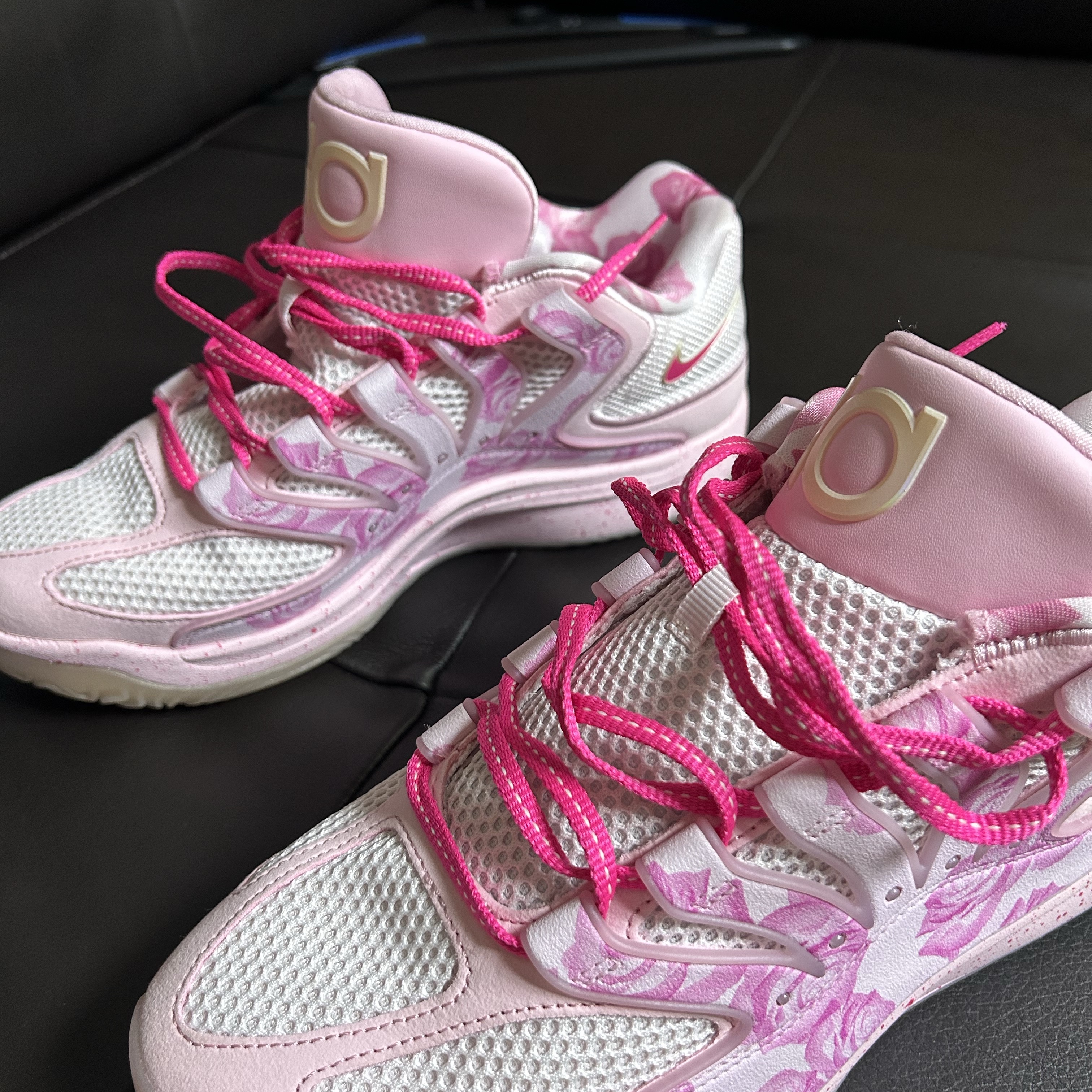 Nike KD 18 NRG EP Pearl Pink Laser Fuchsia 착용 스타일 - 2