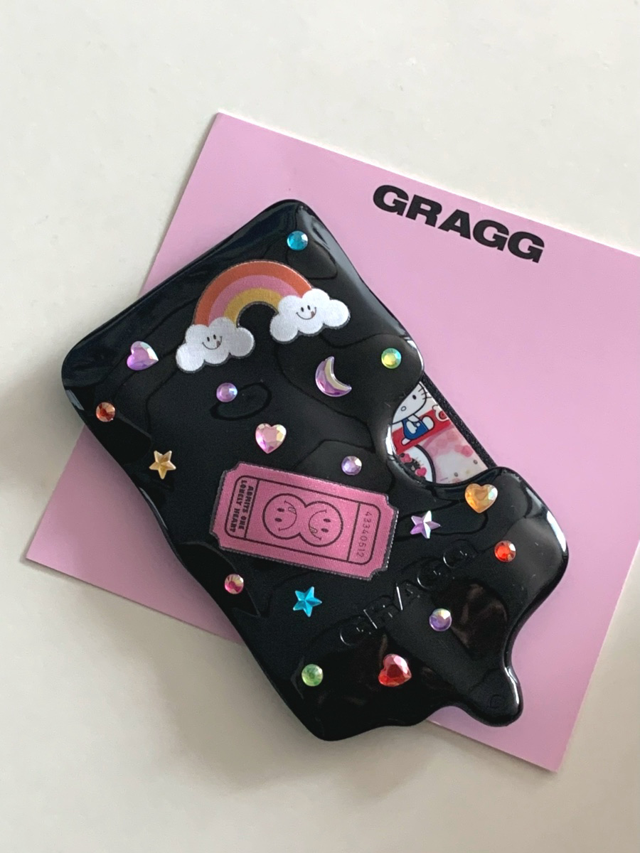 GARGG MAGSAFE LAYERS FRAME CASE CLEAR BLACK - TEXTURED HEART, GRAGG DOUBLE LAYERS MAGSAFE CARD SLOT - BLACK 착용 스타일 - 4
