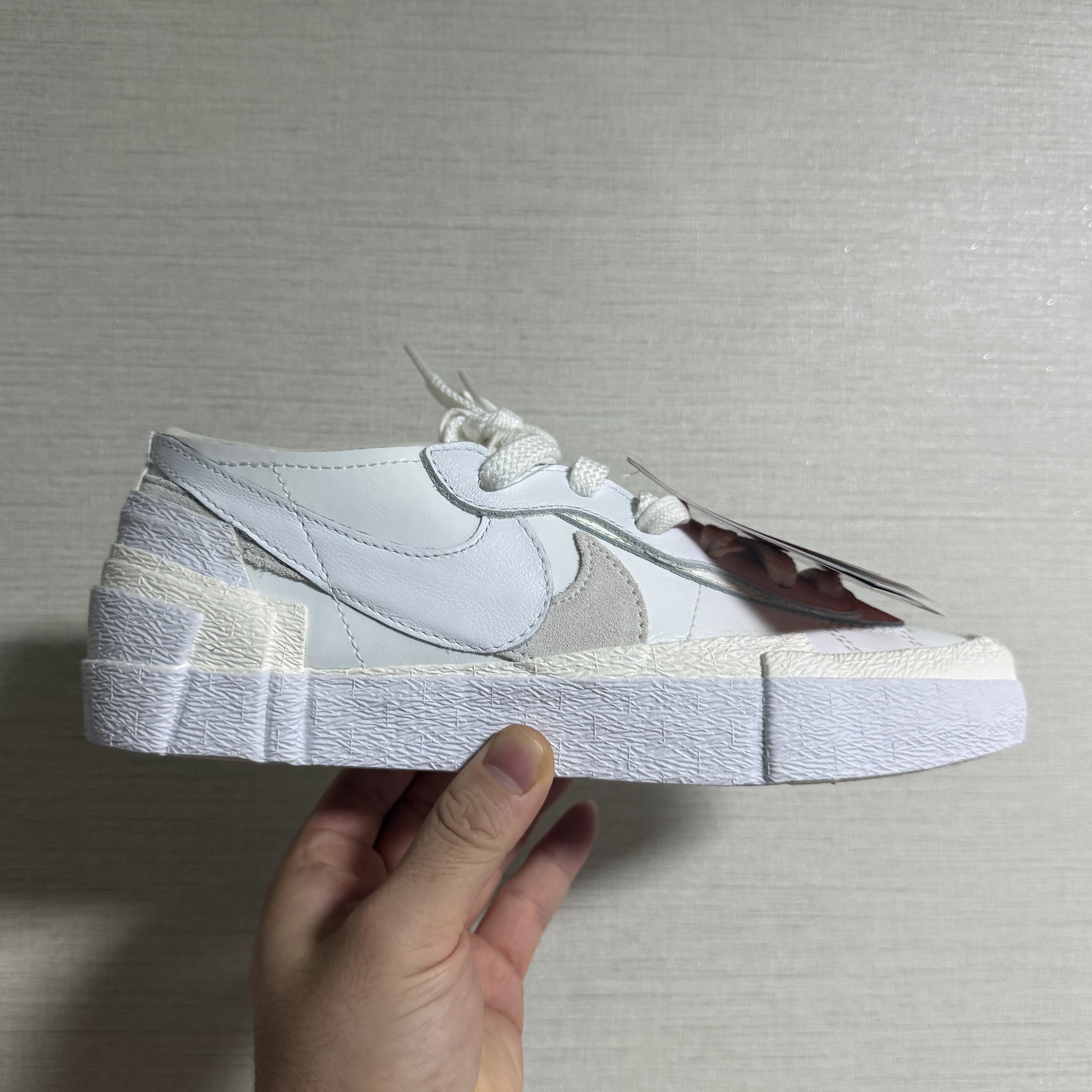 Nike x Sacai Blazer Low White Patent Leather 착용 스타일