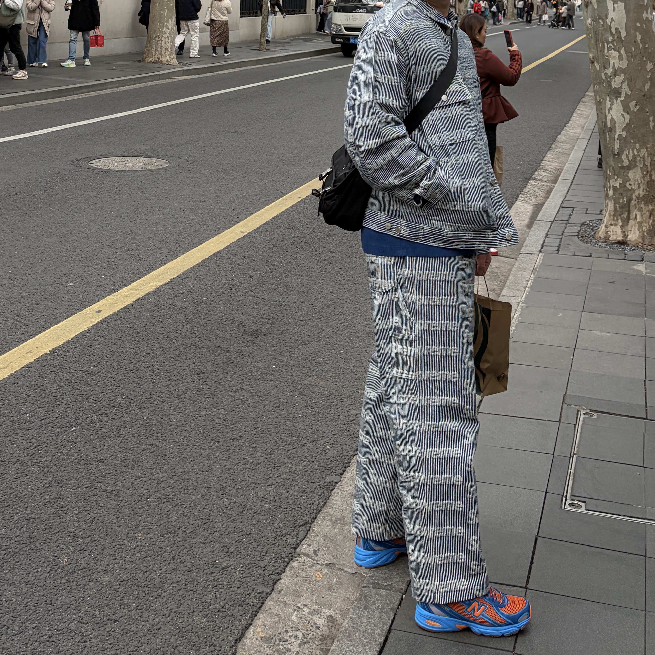 Supreme Denim Chore Trucker Jacket Stripe - 24SS, Supreme Denim Painter Pants Stripe - 24SS 착용 스타일