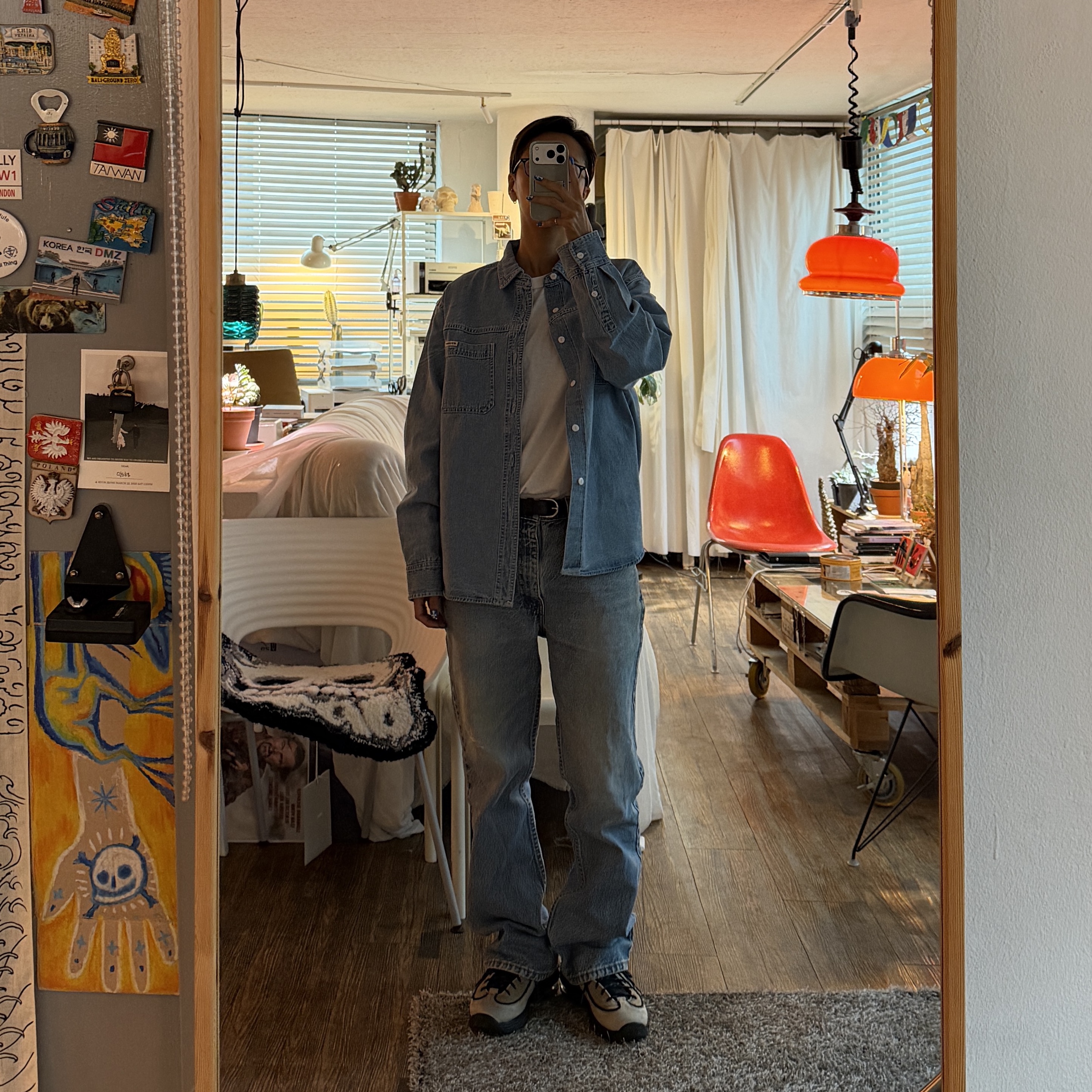 Stussy Work Denim Shirt Light Denim, Nike x Stussy Air Penny II Rattan and Limestone 착용 스타일 - 2